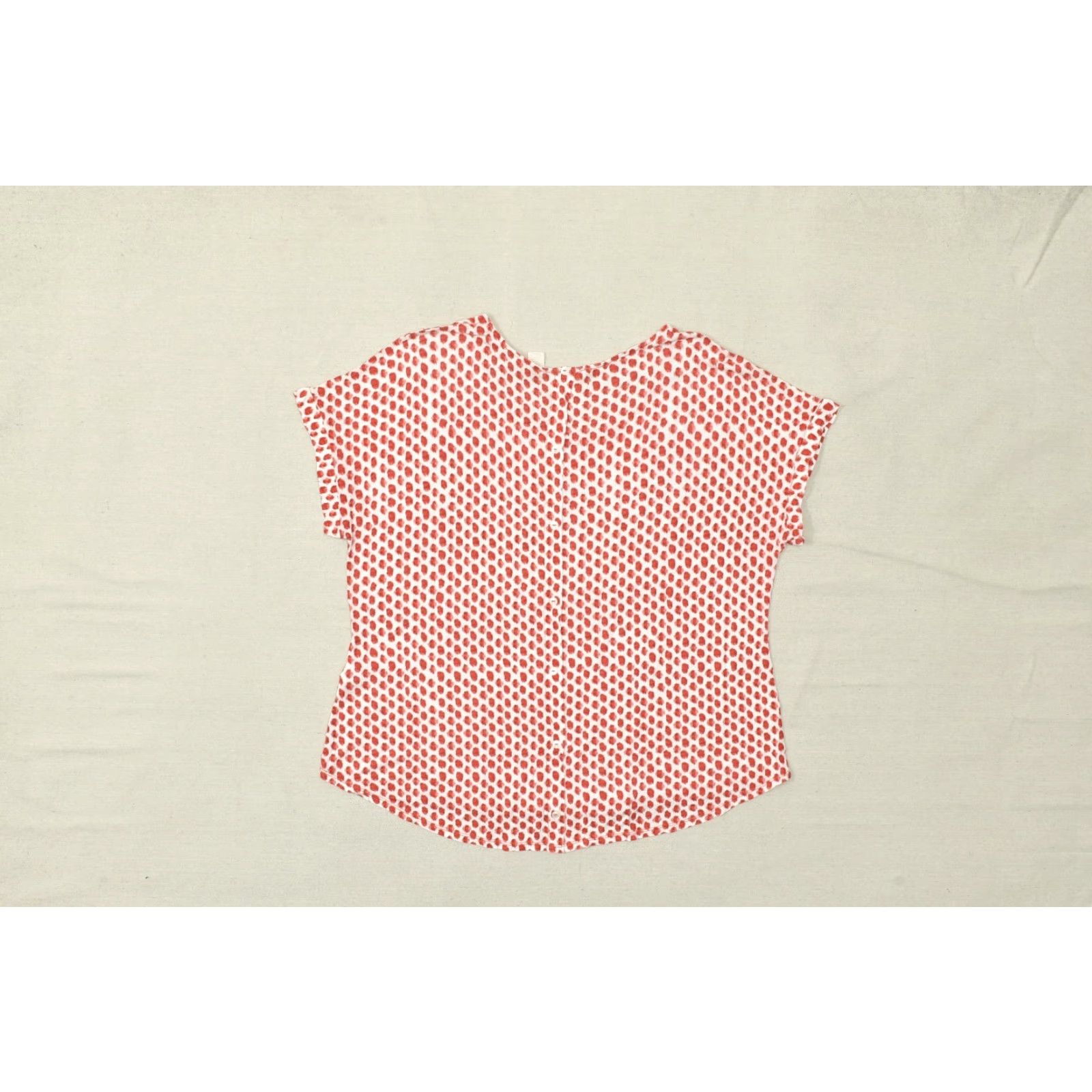 Vintage Chico's Blouse Shirt Short Sleeve Red White Dotted Button Back Rayon Size 2 Womens Regular, Casual, Summer, Spring Size XS / US 0-2 / IT 36-38 - 8 Thumbnail