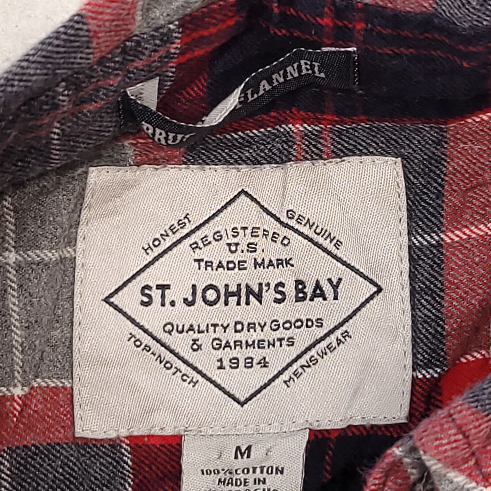 St. Johns Bay St Johns Bay Tartan Flannel Button Up Shirt Mens Size M Red Size US M / EU 48-50 / 2 - 3 Thumbnail