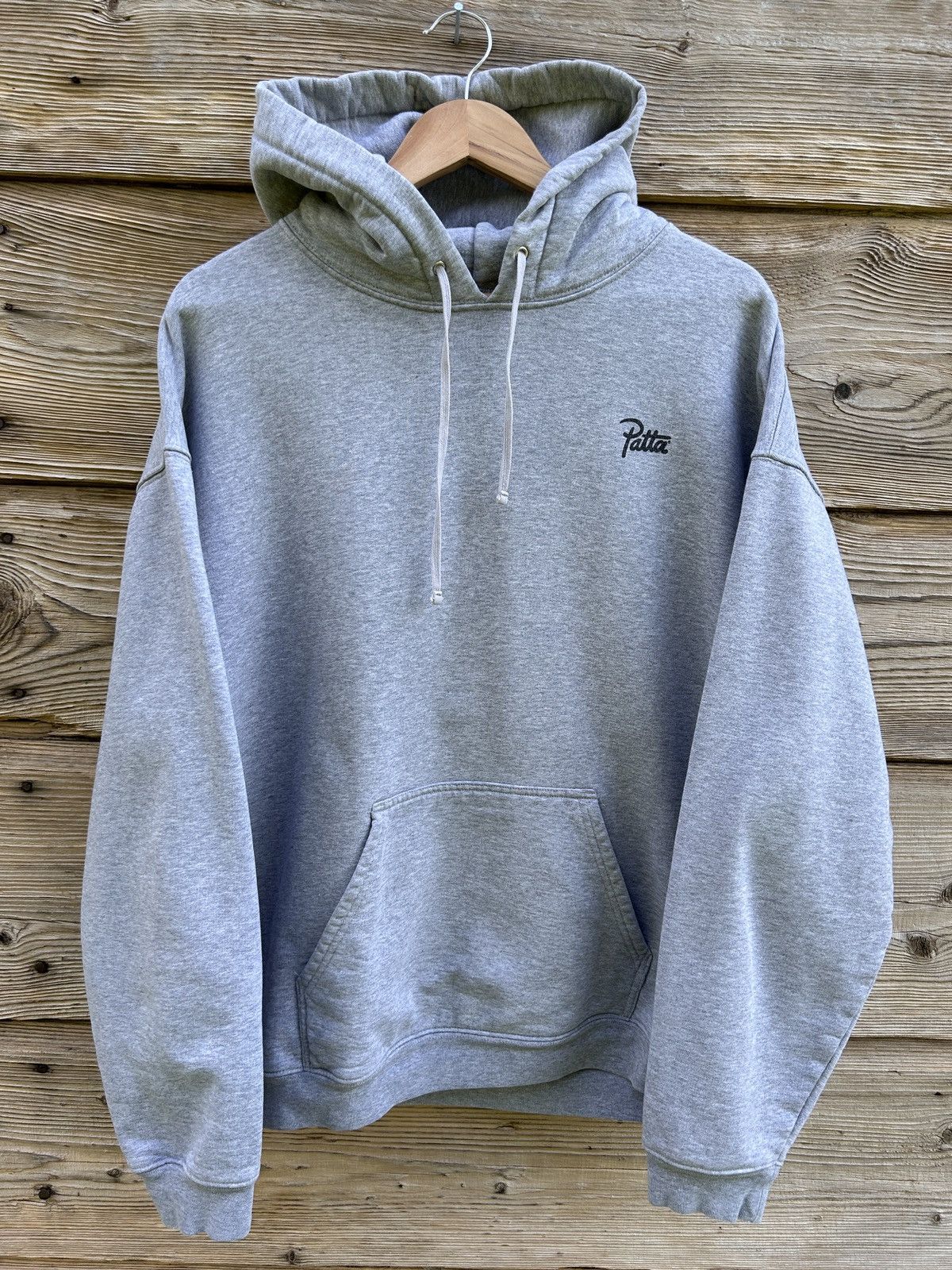 Patta Patta Webbed Smiley Back Logo Hoodie In Grey Size US XL / EU 56 / 4 - 5 Thumbnail