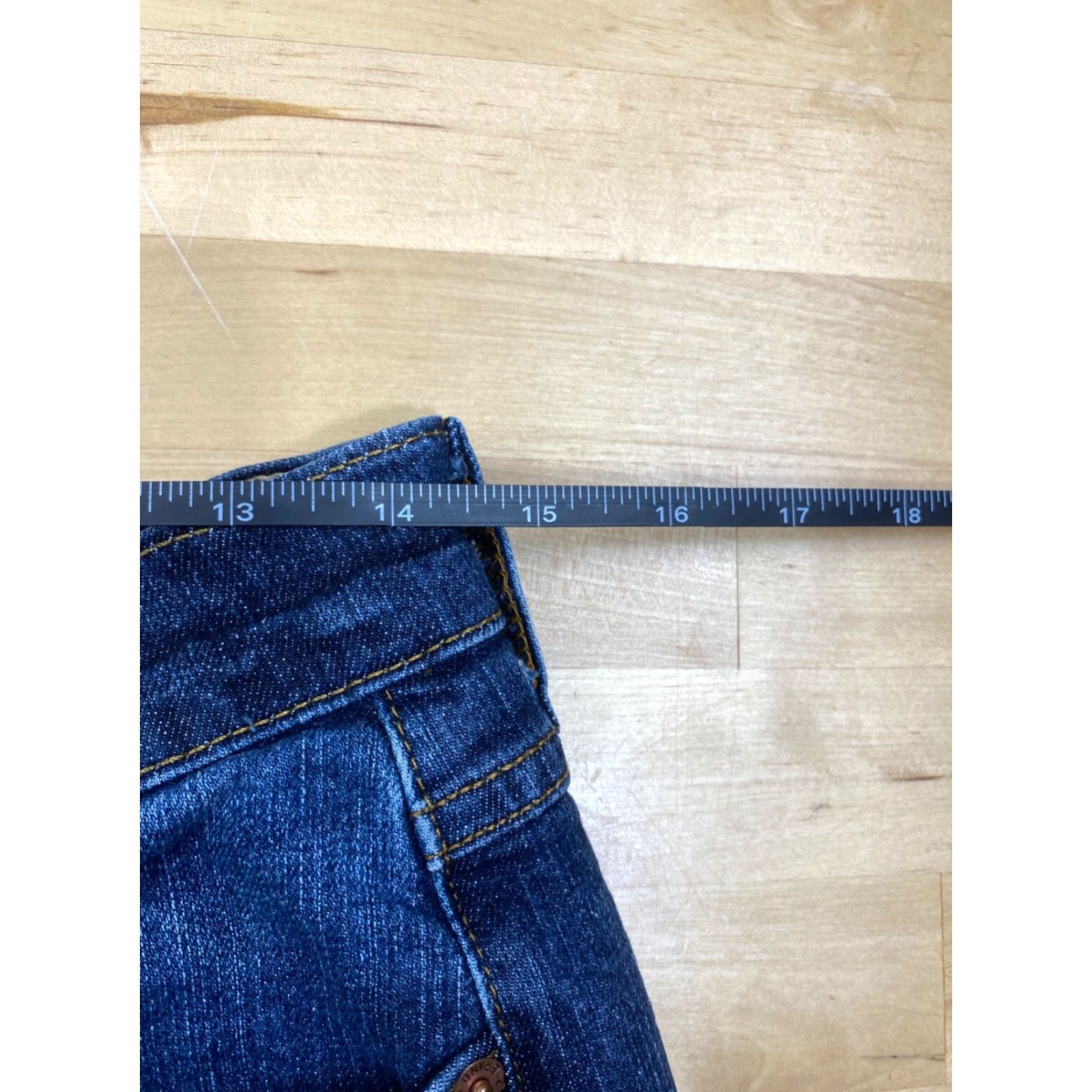 Lucky Brand Lucky Brand Jeans Womens Size 6/28 Medium Wash Mid Rise Classic Rider Denim 7054 Size ONE SIZE - 6 Thumbnail
