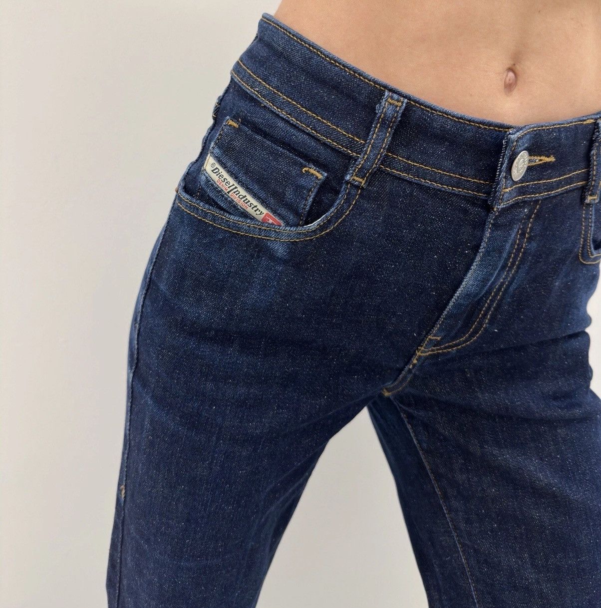 Diesel Diesel Bootcut Flared 1969 5 pocket Women’s Low Rise Jeans Size 29" - 8 Thumbnail