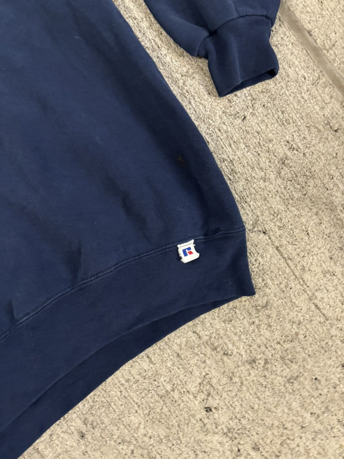Russell Athletic × Vintage Navy Blank Russell athletic crewneck sweatshirt Size US XL / EU 56 / 4 - 5 Thumbnail