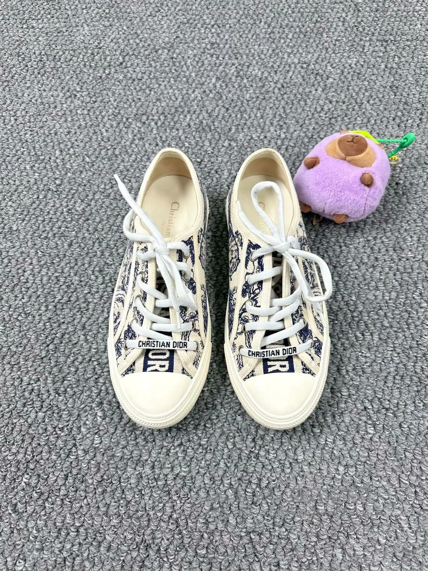 Dior Dior White and Blue Color Block Embroidered Logo Low-top C Size US 5 / EU 37 - 2 Thumbnail