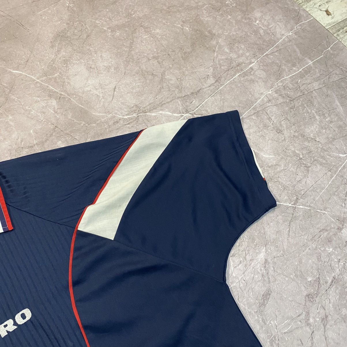 Umbro VINTAGE UMBRO SCOTLAND TEE CENTER LOGO SOCCER JERSEY 90S Size US XL / EU 56 / 4 - 4 Thumbnail