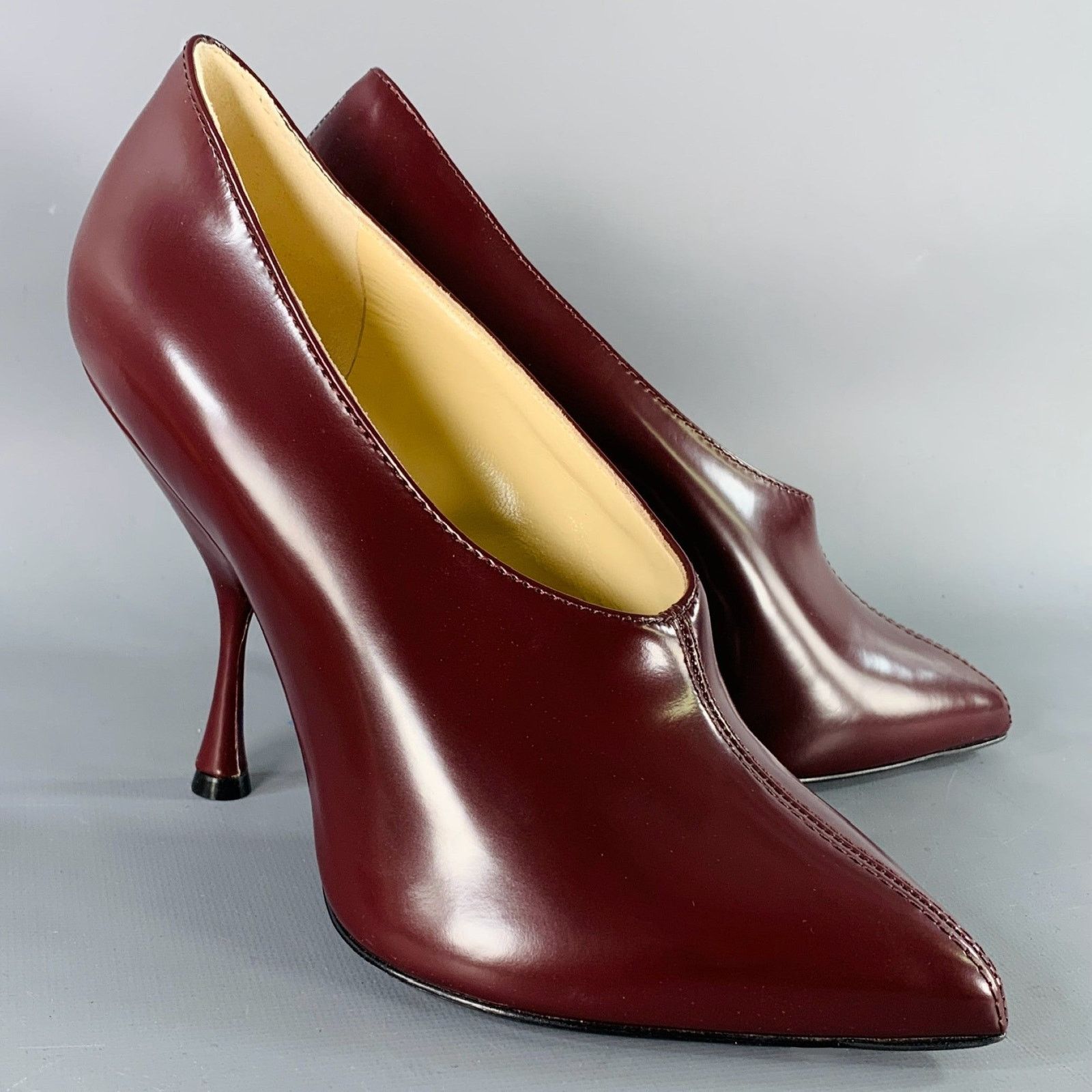 Phoebe Philo PHOEBE PHILO Size 7.5 Burgundy Leather Pointed Toe Pumps Size US 7.5 / IT 37.5 - 1 Thumbnail