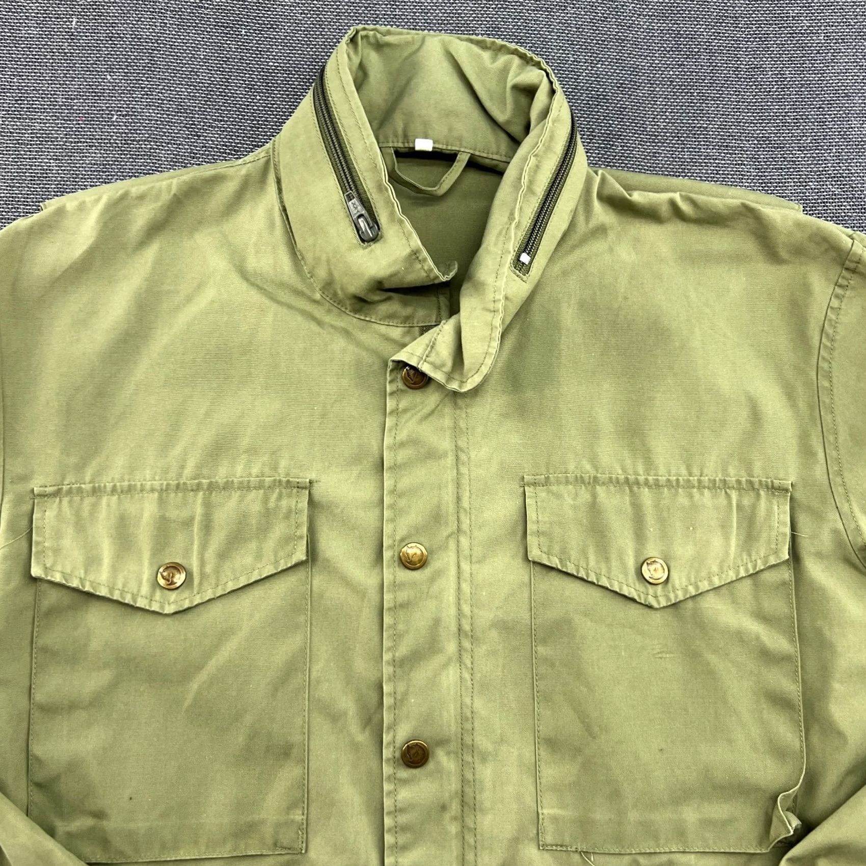 Vintage Vintage Fjallraven Raven Jacket Size 54 Green Hooded Pockets G-1000 Mens Size US L / EU 52-54 / 3 - 5 Thumbnail