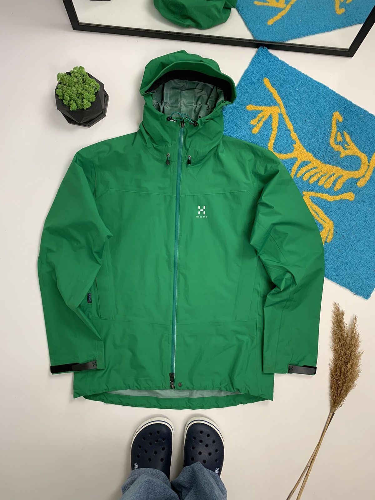 image of Haglofs Bara Gorpcore Membrana Rain Jacket in Green, Men's (Size Large)