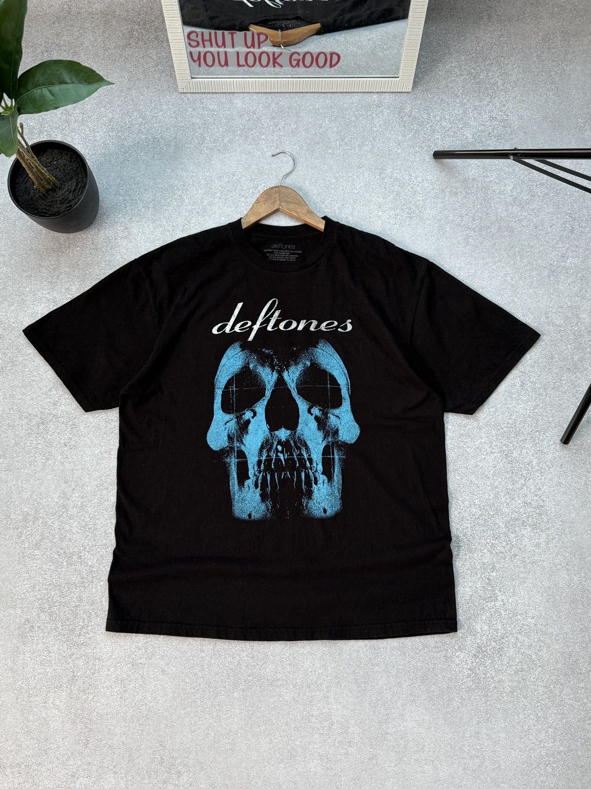 Band Tees Vintage Deftones T-Shirt Scull Blue Graphic Logo Short Sleev Size US XL / EU 56 / 4 - 2 Thumbnail