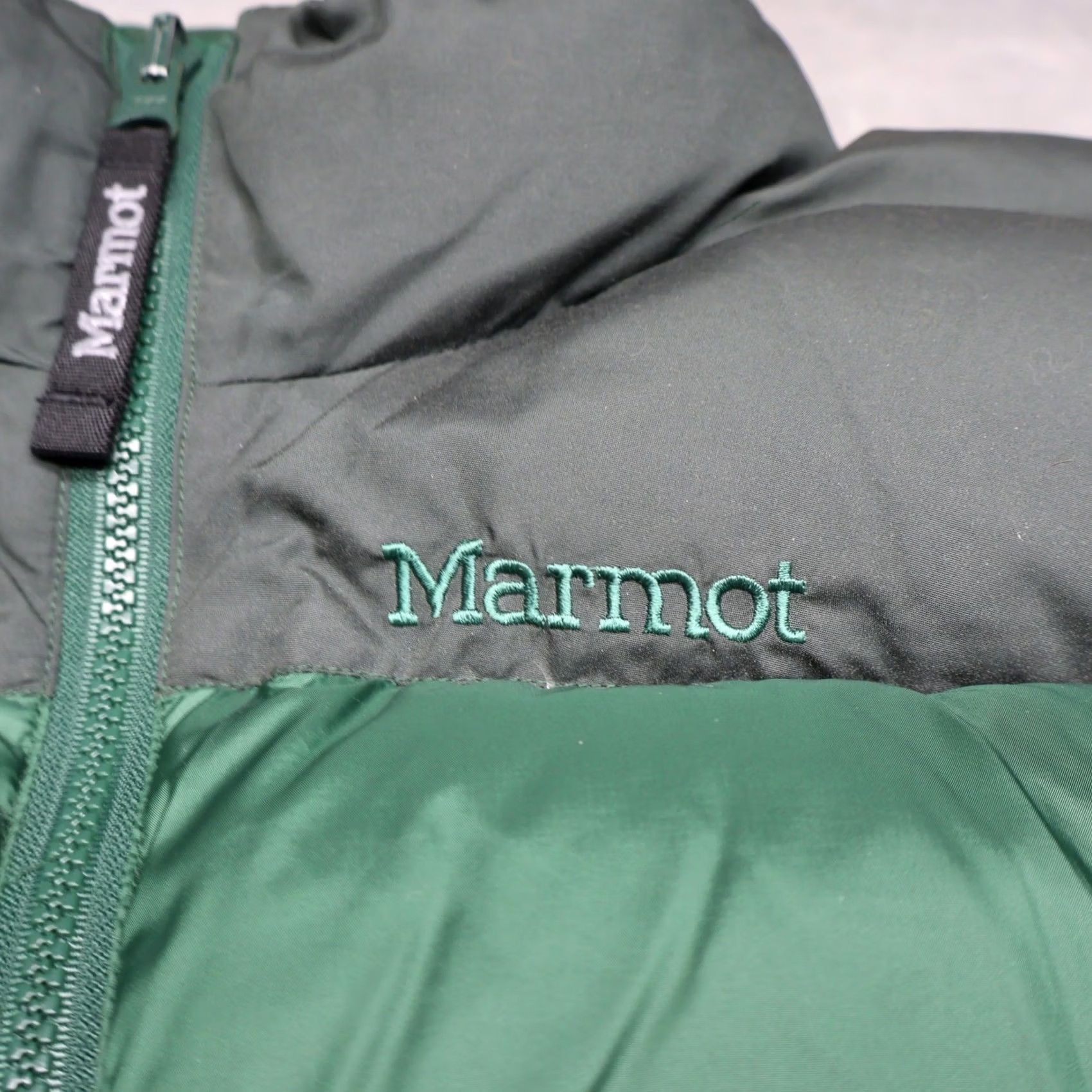 Marmot Marmot Vest Mens Large Green Down Full Zip Quilted Puffer Bodywarmer Stand-Up Collar Winter Casual Travel Size US L / EU 52-54 / 3 - 3 Thumbnail