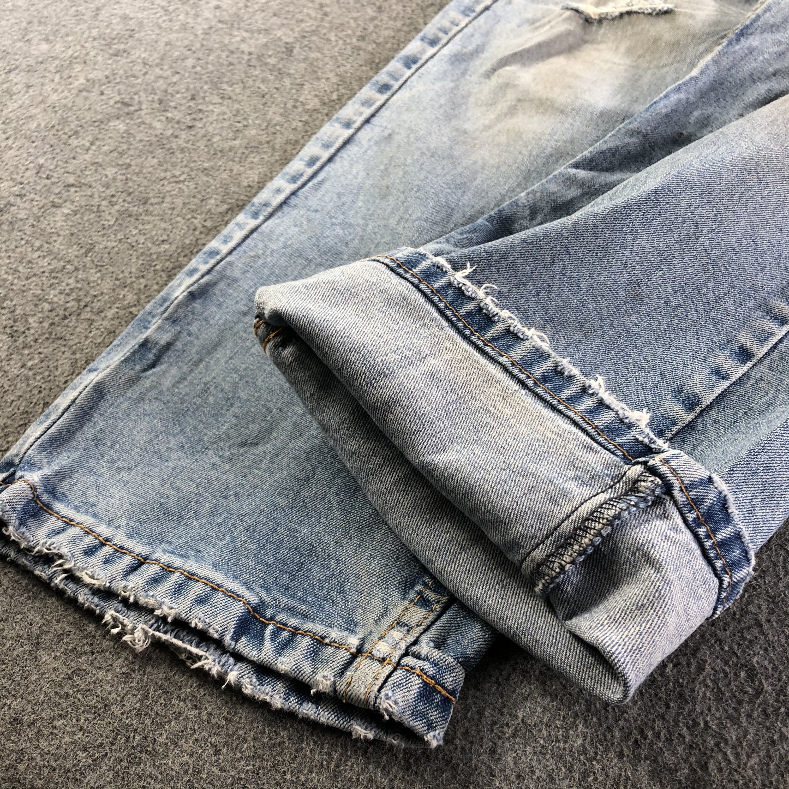 Levi's Vintage Blue Wash Levis 505 Jeans-J3464 Size US 35 - 6 Thumbnail
