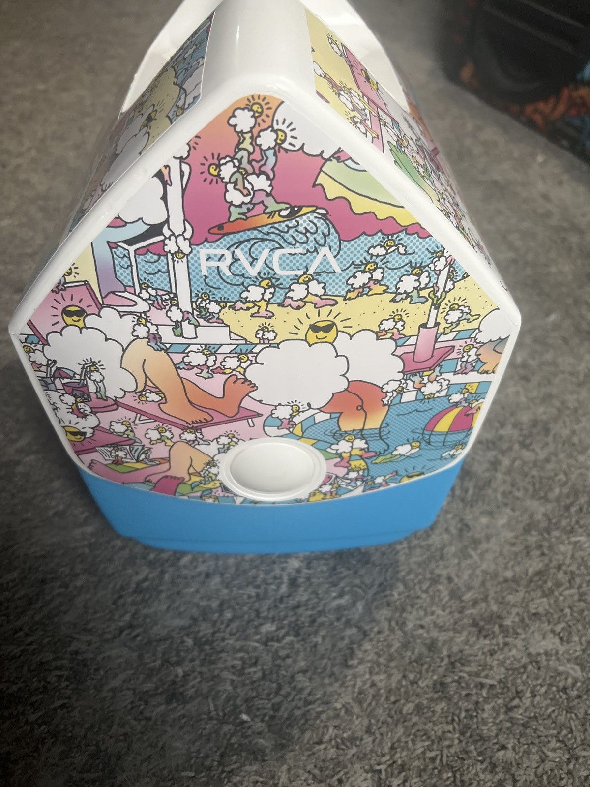 Hypebeast × RVCA Igloo RVCA Playmate Mini Cooler Size ONE SIZE - 2 Thumbnail