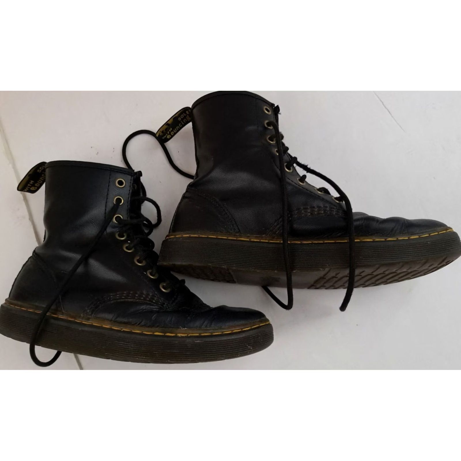 Dr. Martens VINTAGE Dr. Martens 1460 Zavala Combat Boots Boots Mens US 7 UK 6 EU 39 Black Leather Ankle Lace Up Round Toe Size US 7 / EU 40 - 4 Thumbnail