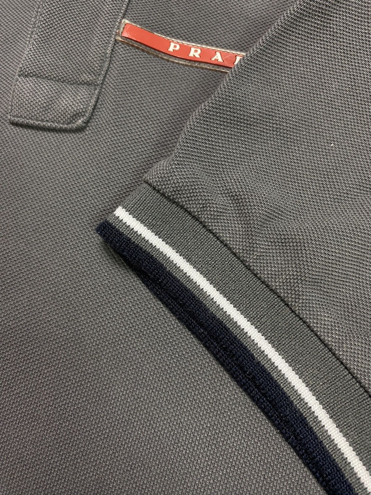 Designer × Prada Prada grey tab polo tshirt luxury premium oldmoney Size US L / EU 52-54 / 3 - 3 Thumbnail