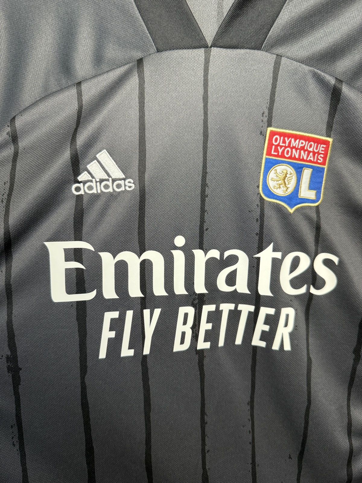 Adidas Vintage adidas Olympique Lyonnais soccer jersey size M rare Size US M / EU 48-50 / 2 - 6 Thumbnail