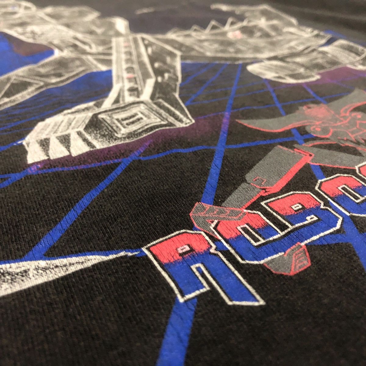 Gildan × Vintage Vtg Late 90s Robosaurus Art Tshirt Size US M / EU 48-50 / 2 - 5 Thumbnail