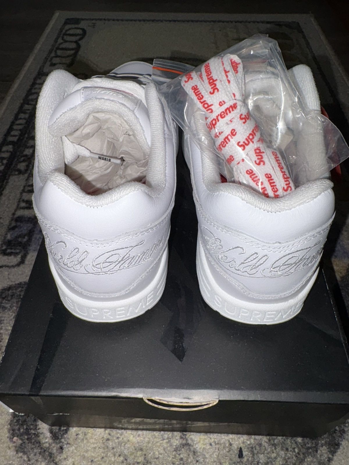 Nike × Supreme Supreme Nike Air Max 1 ‘87 SP (Womens 7) Size US 5.5 / EU 38 - 4 Thumbnail