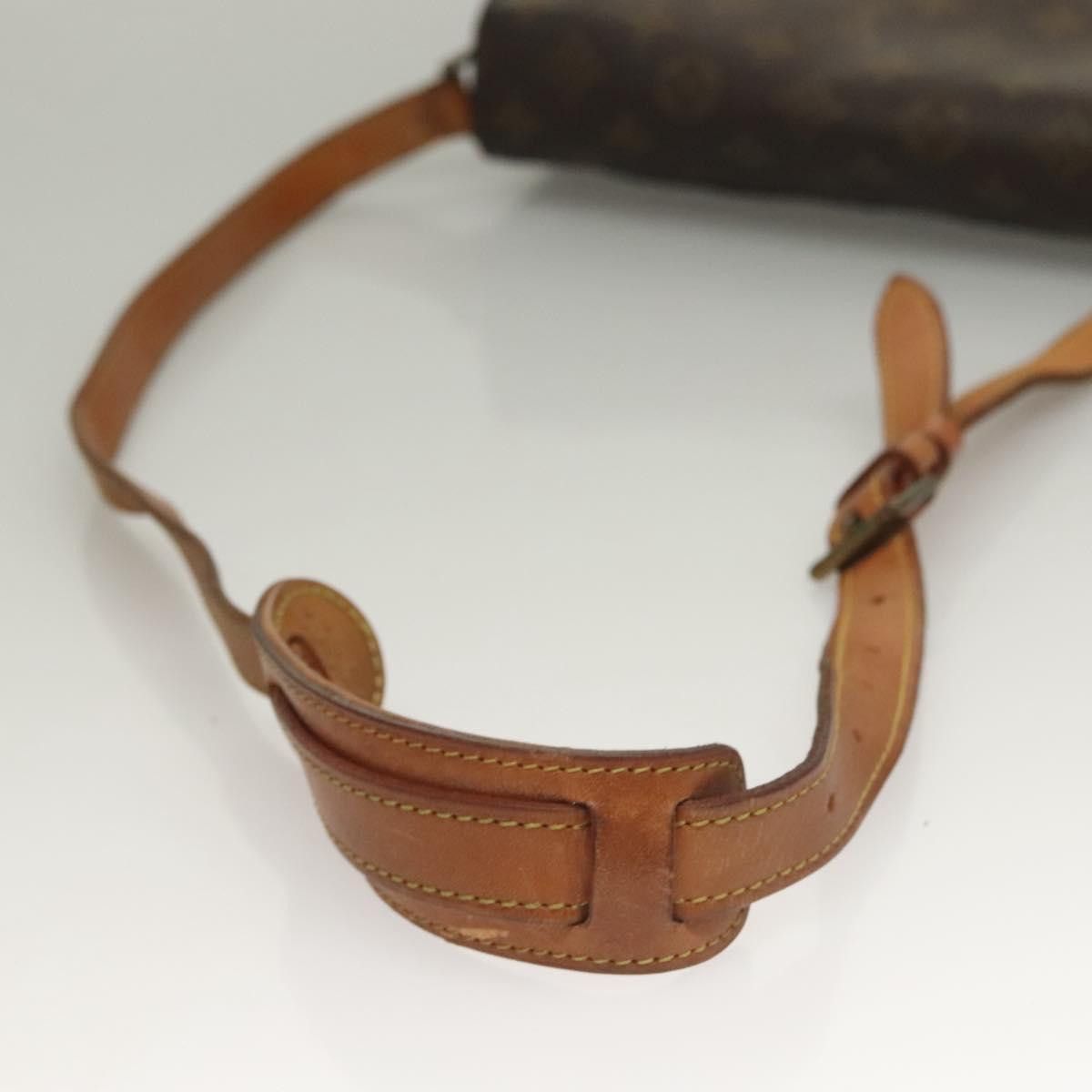 Louis Vuitton LOUIS VUITTON Monogram Saint Cloud GM Shoulder Bag M51242 Size ONE SIZE - 6 Thumbnail