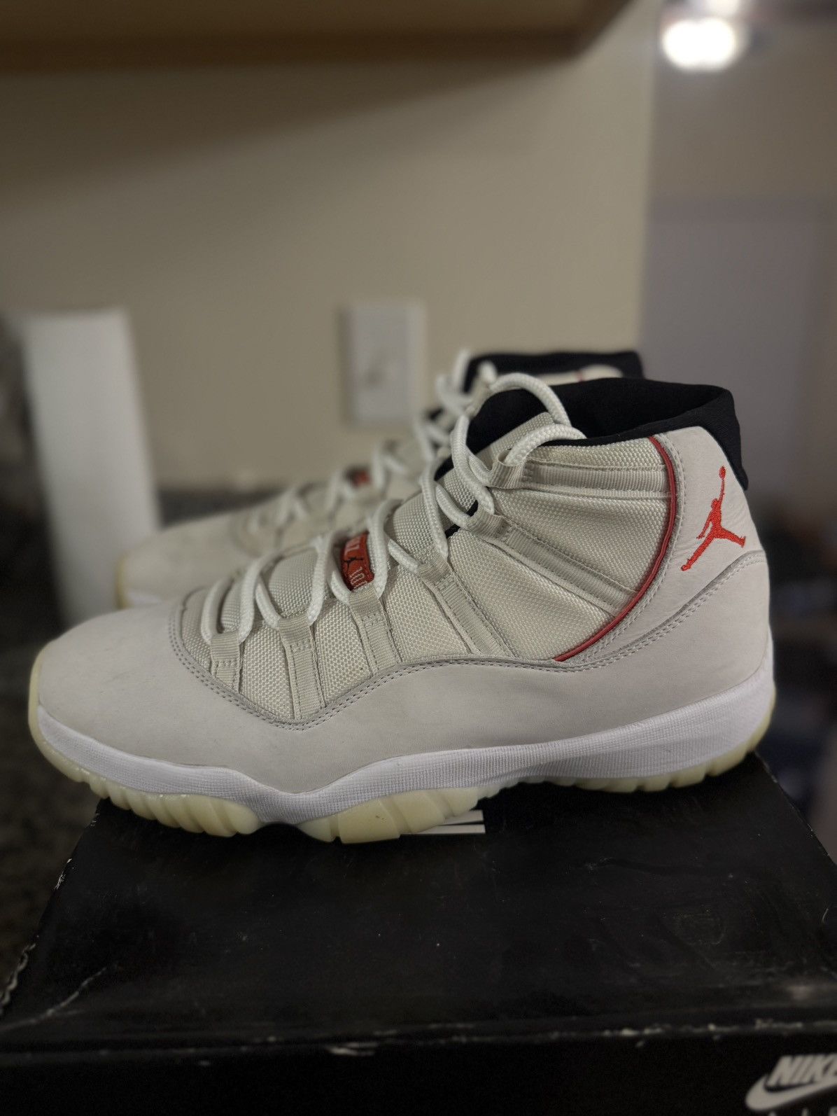 Jordan Brand × Nike Size 12 - Air Jordan 11 Retro Platinum Tint 378037-016 Size US 12 / EU 45 - 6 Thumbnail