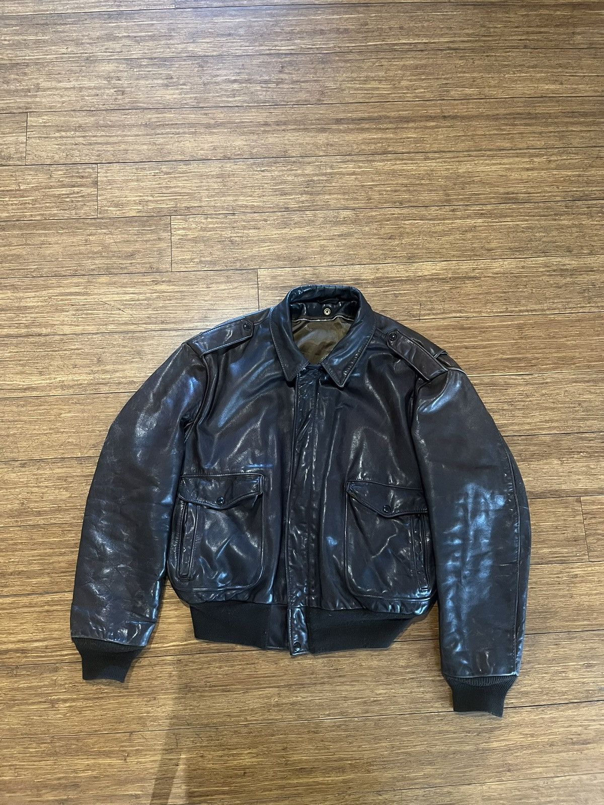 Schott Schott vintage 90s leather jacket Size US L / EU 52-54 / 3 - 1 Thumbnail