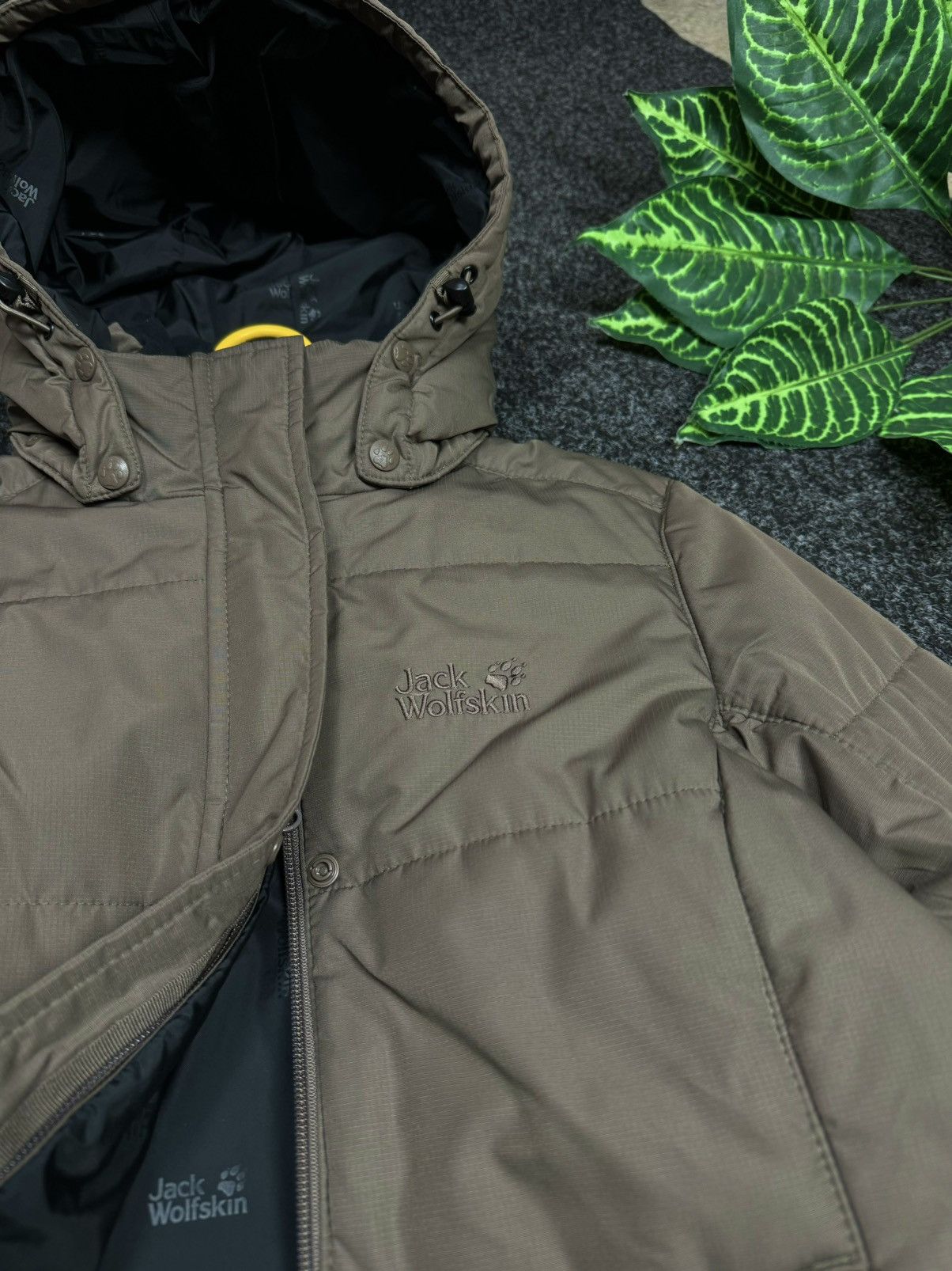 Jack Wolfskin Jack Wolfskin Women’s Insulated raincoat size S Size S / US 4 / IT 40 - 7 Thumbnail