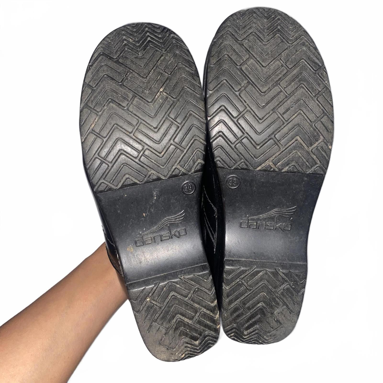 Dansko Vintage Black Leather Dansko Clogs US 8.5 Size US 8.5 / IT 38.5 - 3 Thumbnail