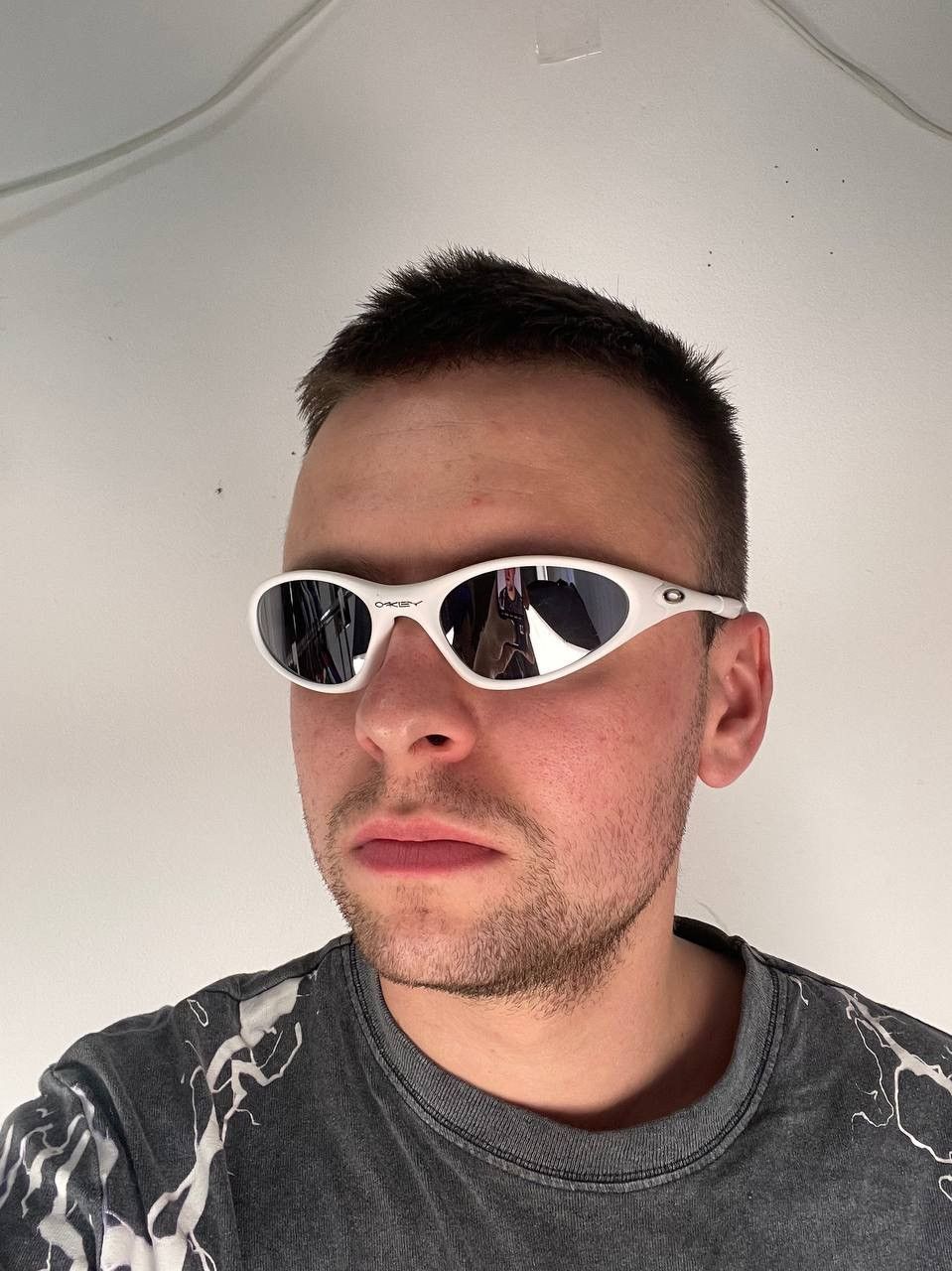 image of Oakley Minute Sunglasses Gorpcore Outdoor 90's in White, Men's
