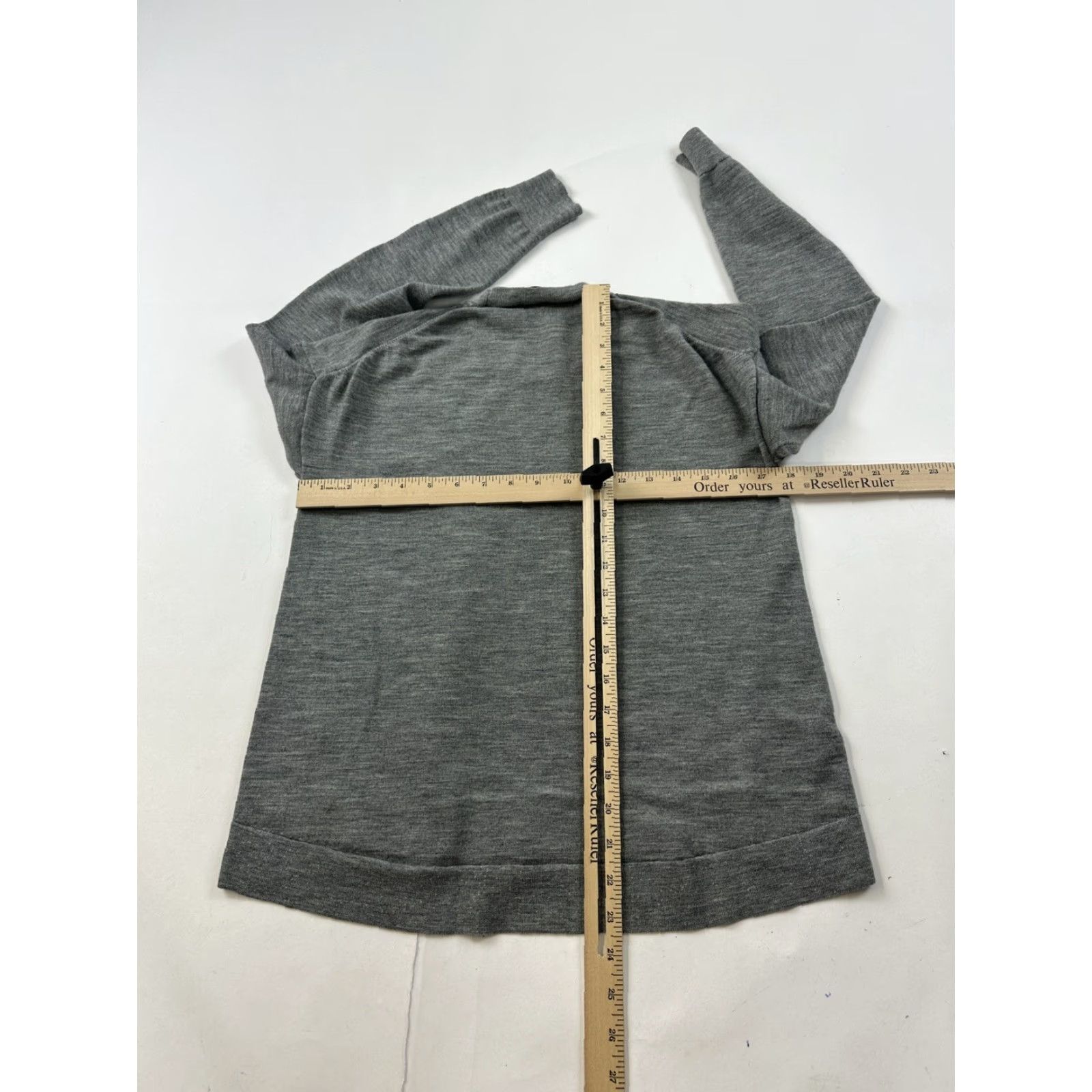 J.Crew J.Crew Sweater Women’s Small Gray Wool Blend Cable-Knit Pullover Long Sleeve Size S / US 4 / IT 40 - 5 Thumbnail