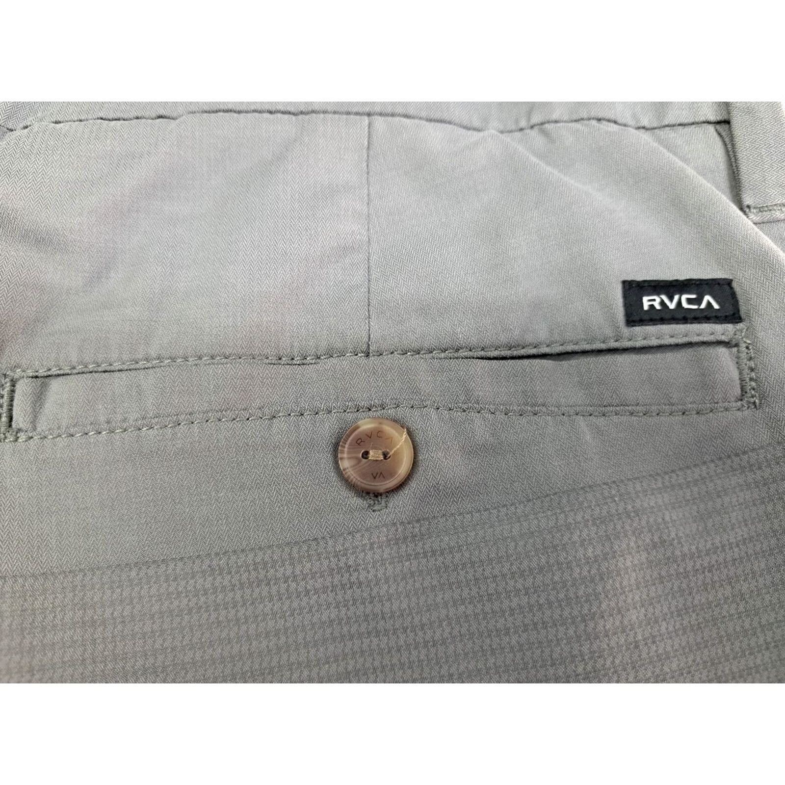 RVCA VINTAGE:none RVCA Men’s Grey Striped Chino Shorts Casual Size 38 10 in Inseam Regular Fit Front Flat Zip Pockets Stretch Summer Spring Mens Size US 38 / EU 54 - 5 Thumbnail