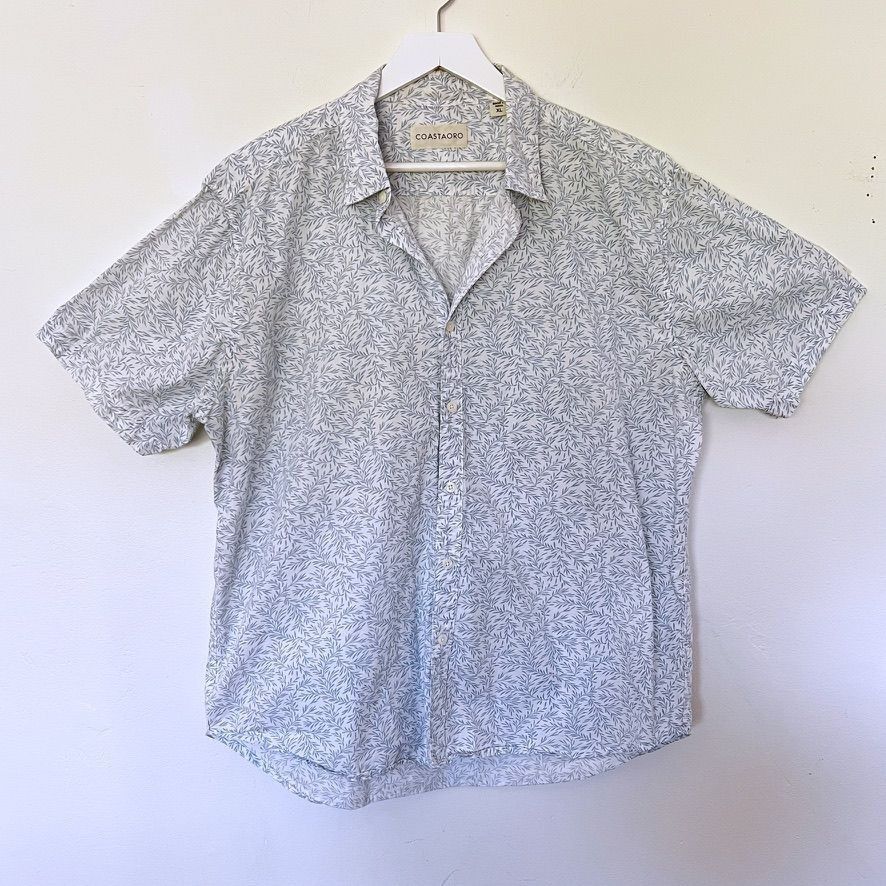 Old Navy Coastaoro Mens XL Short Sleeve Button-Up Shirt Blue Leaf Pri Size US XL / EU 56 / 4 - 2 Thumbnail