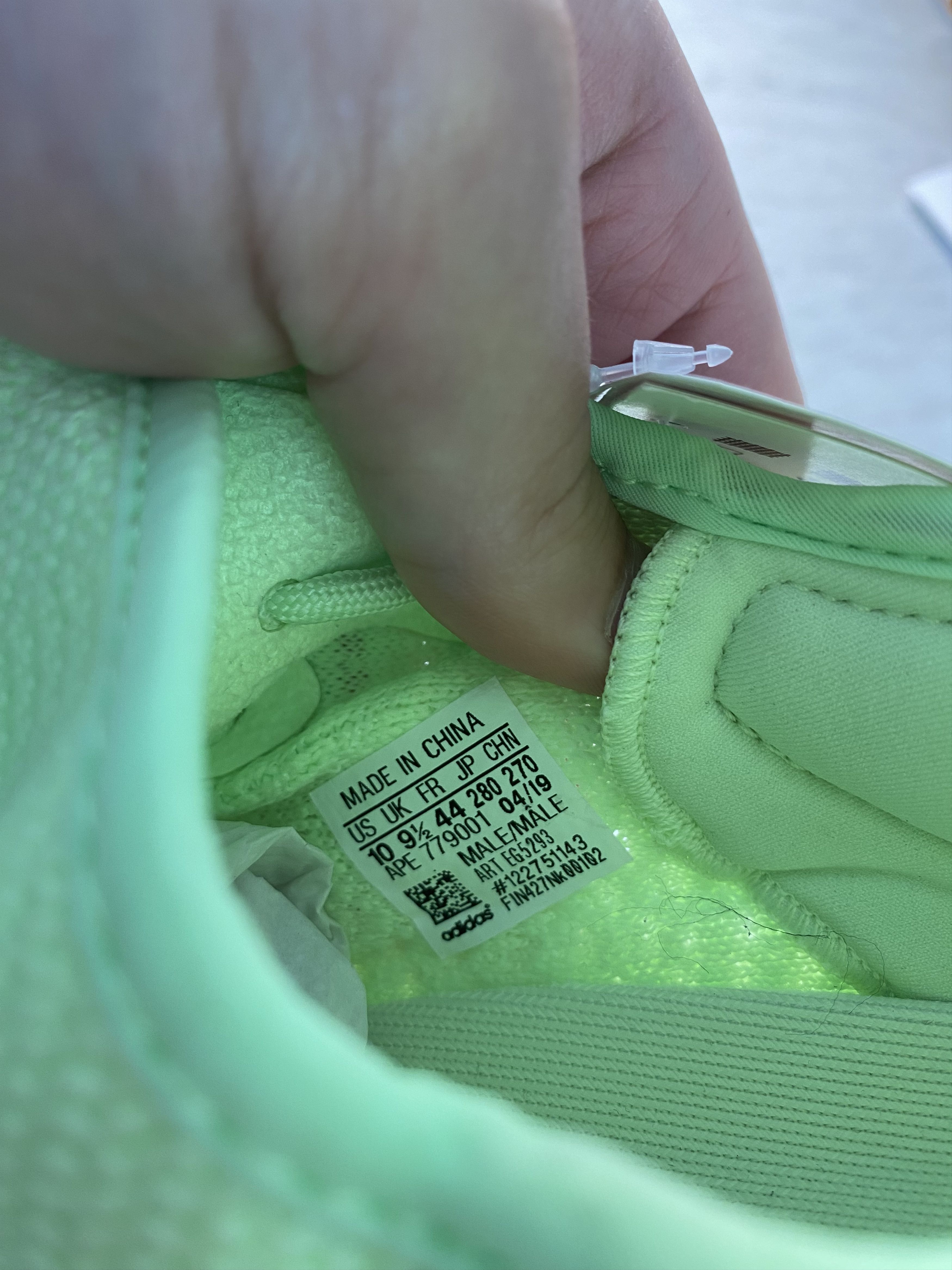 Adidas × Yeezy Yeezy Boost 350 Glow V2 Size US 10 / EU 43 - 4 Thumbnail