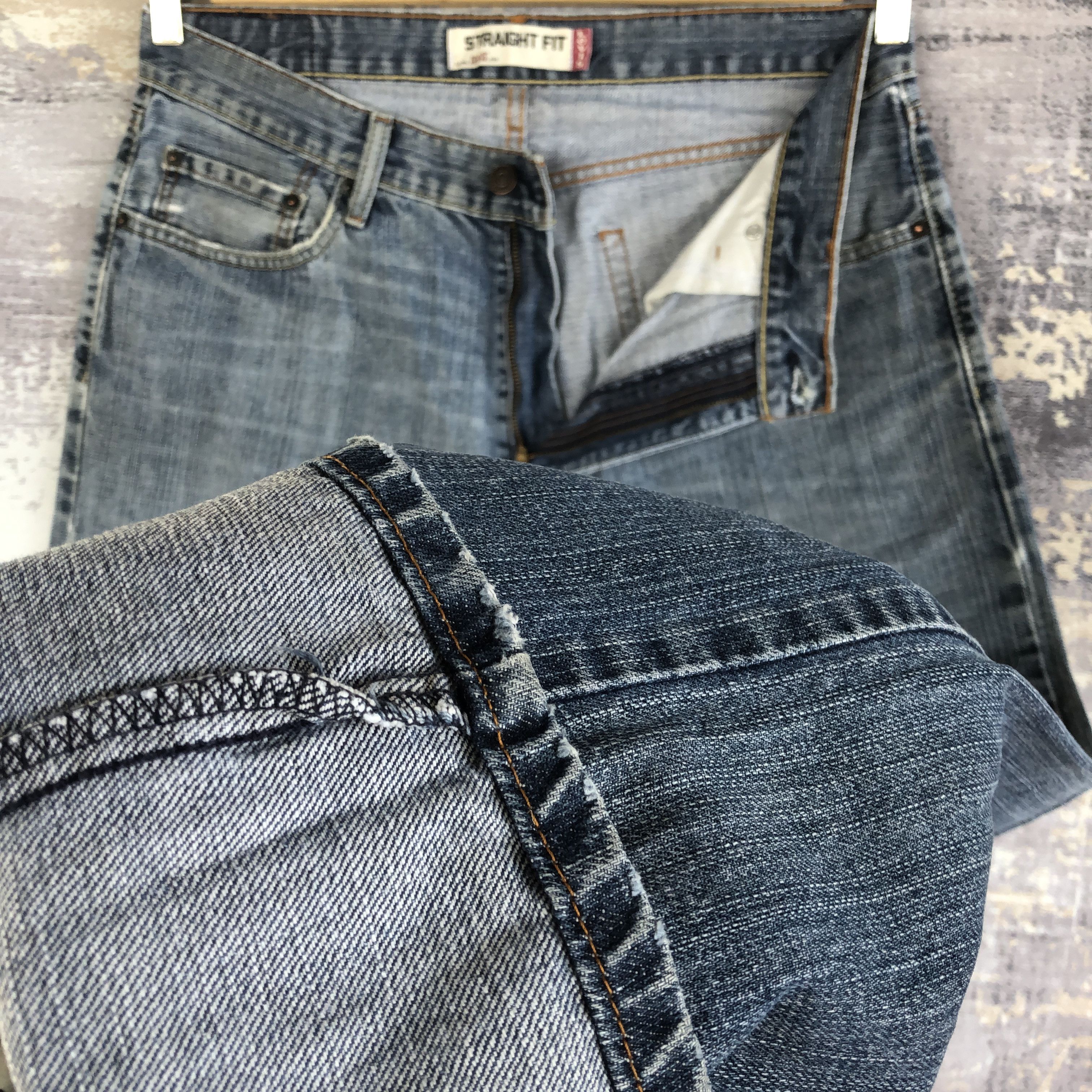 Levi's Vintage Levis 505 Jeans Distressed Levi's Faded Wash Denim Size US 32 / EU 48 - 8 Thumbnail