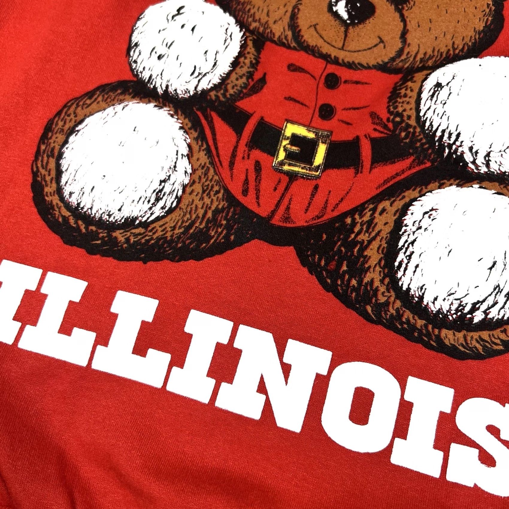 Vintage VINTAGE 90s Bear Hug From Illinois Christmas Crewneck Sweatshirt L Unisex Adults Red Christmas Bear Graphic Print USA Made PM Size US L / EU 52-54 / 3 - 7 Thumbnail