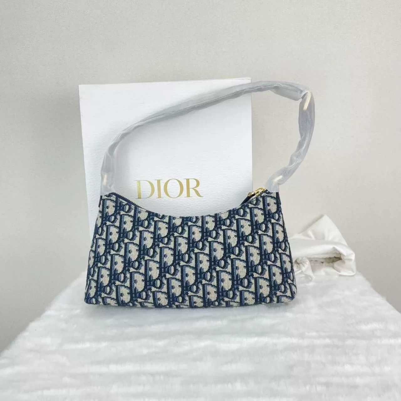Dior Pre-loved Bag Very good condition Size ONE SIZE - 1 Thumbnail