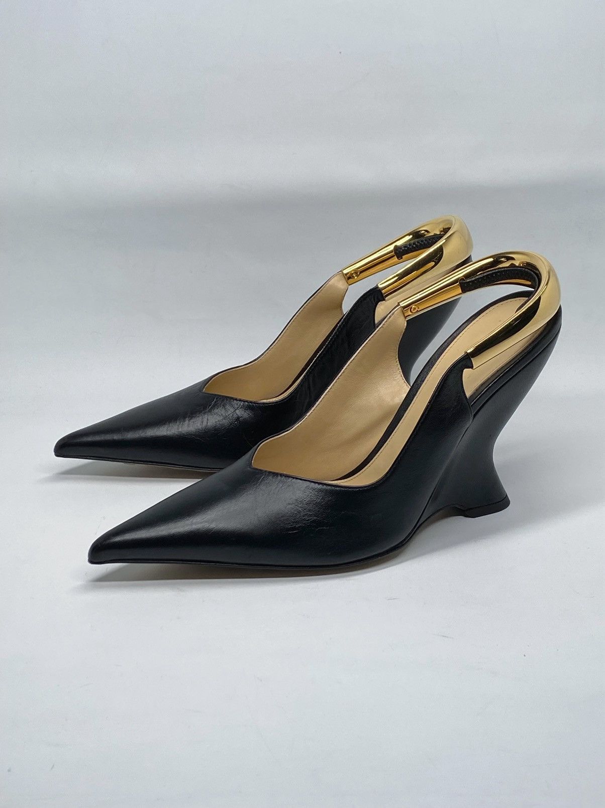 Bottega Veneta Bottega Veneta Punta 100 Leather Slingback Pumps size 37 Size US 7 / IT 37 - 7 Thumbnail