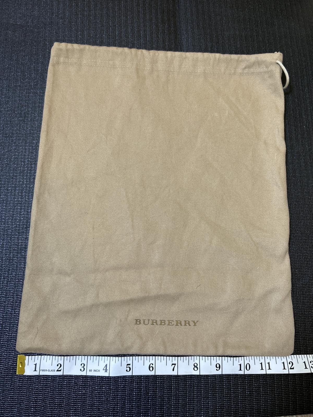 Burberry LK Everyday + Burberry | Dust Cover Bag | Authentic Size ONE SIZE - 3 Thumbnail