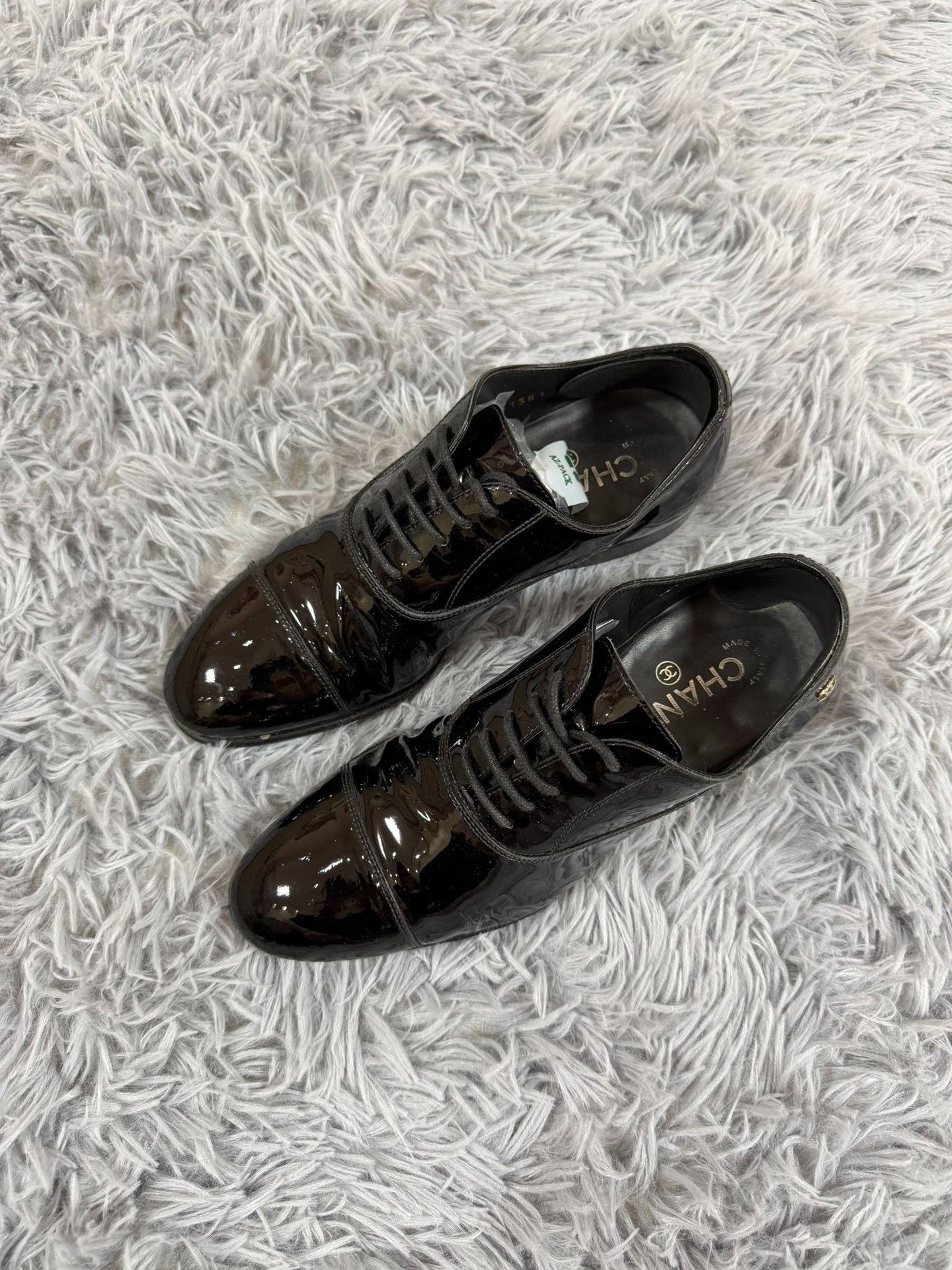 Chanel Chanel Patent Black Lowtop Sneakers us_6 Women Size US 6 / IT 36 - 1 Thumbnail