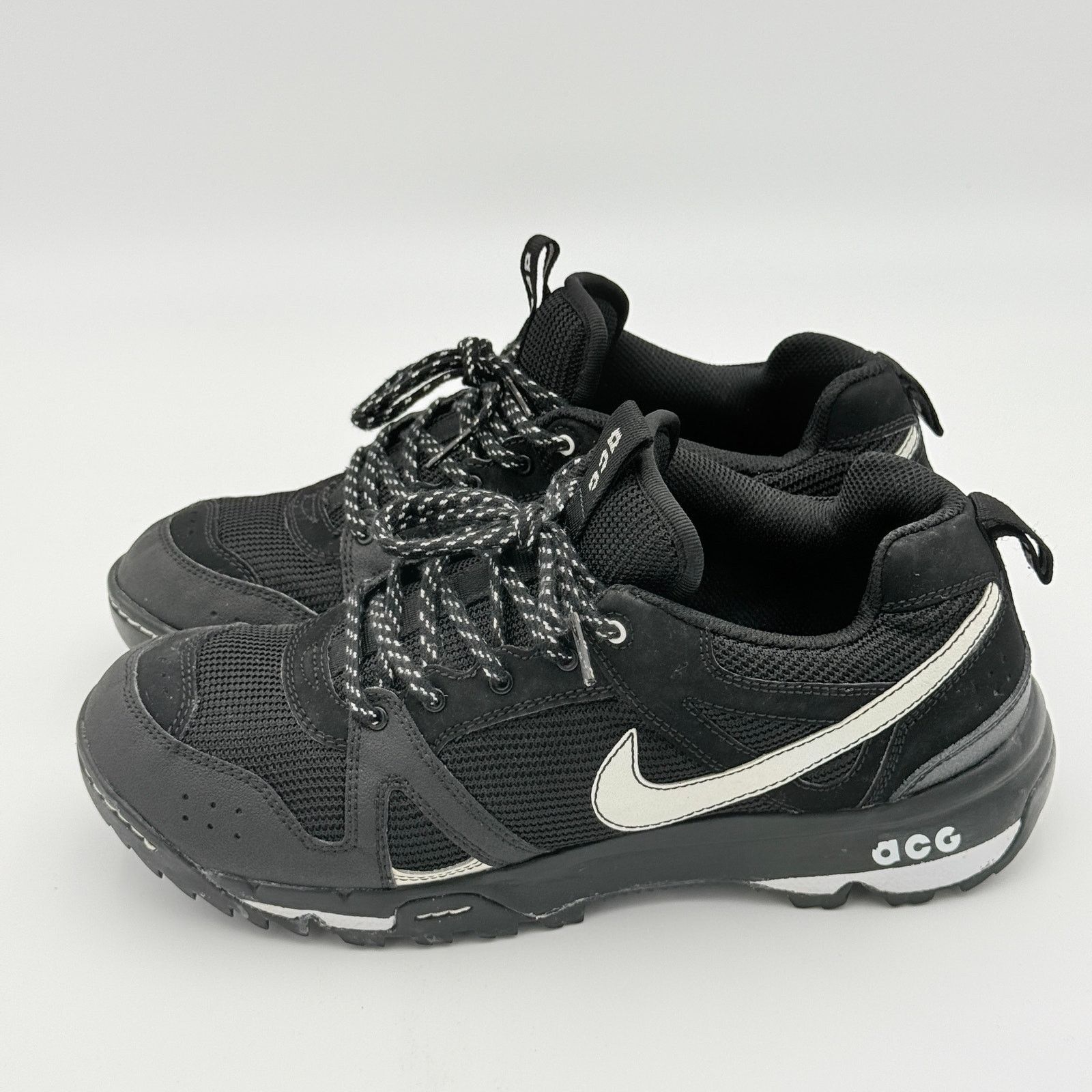 Nike Nike ACG Air Rongbuk Black White Trail Running Shoes Size US 8.5 / EU 41-42 - 1 Thumbnail