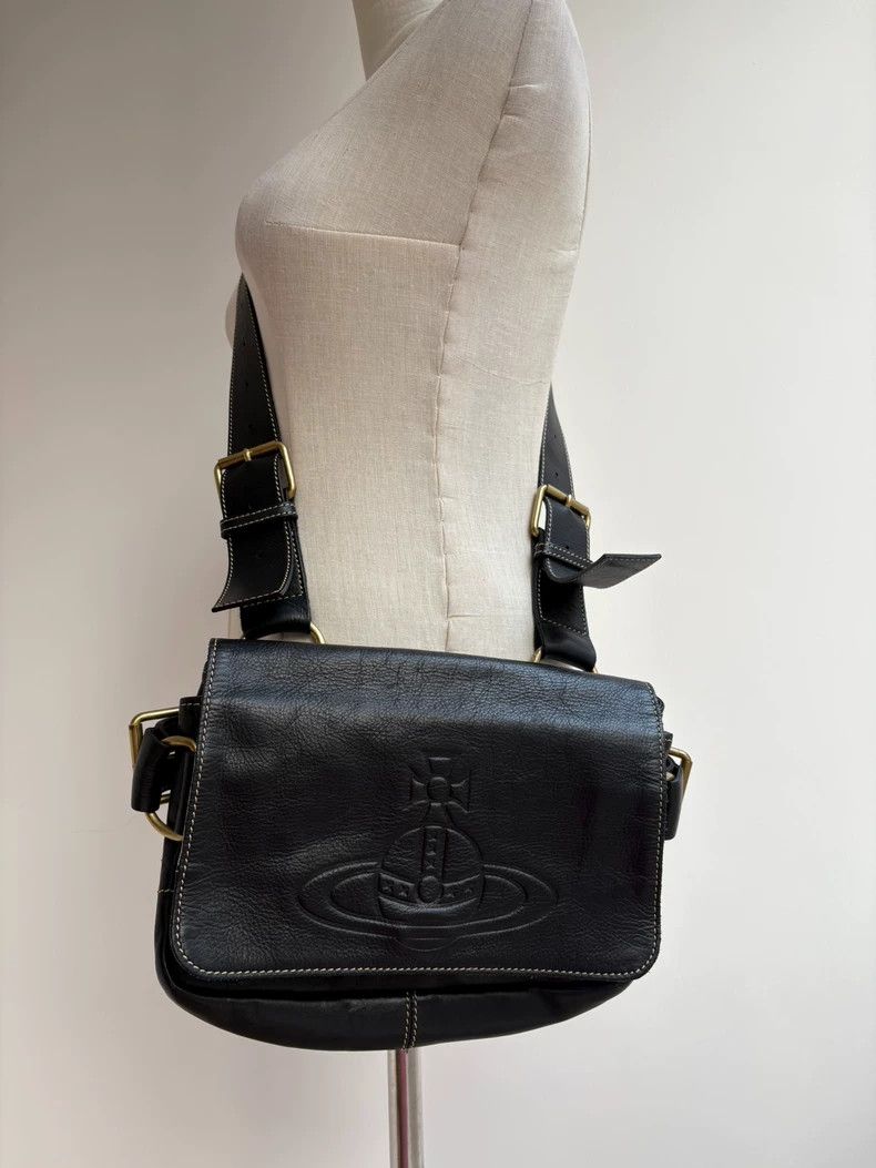 Vivienne Westwood Vivienne Westwood size os Black leather Saturn logo motorcy Size ONE SIZE - 1 Thumbnail