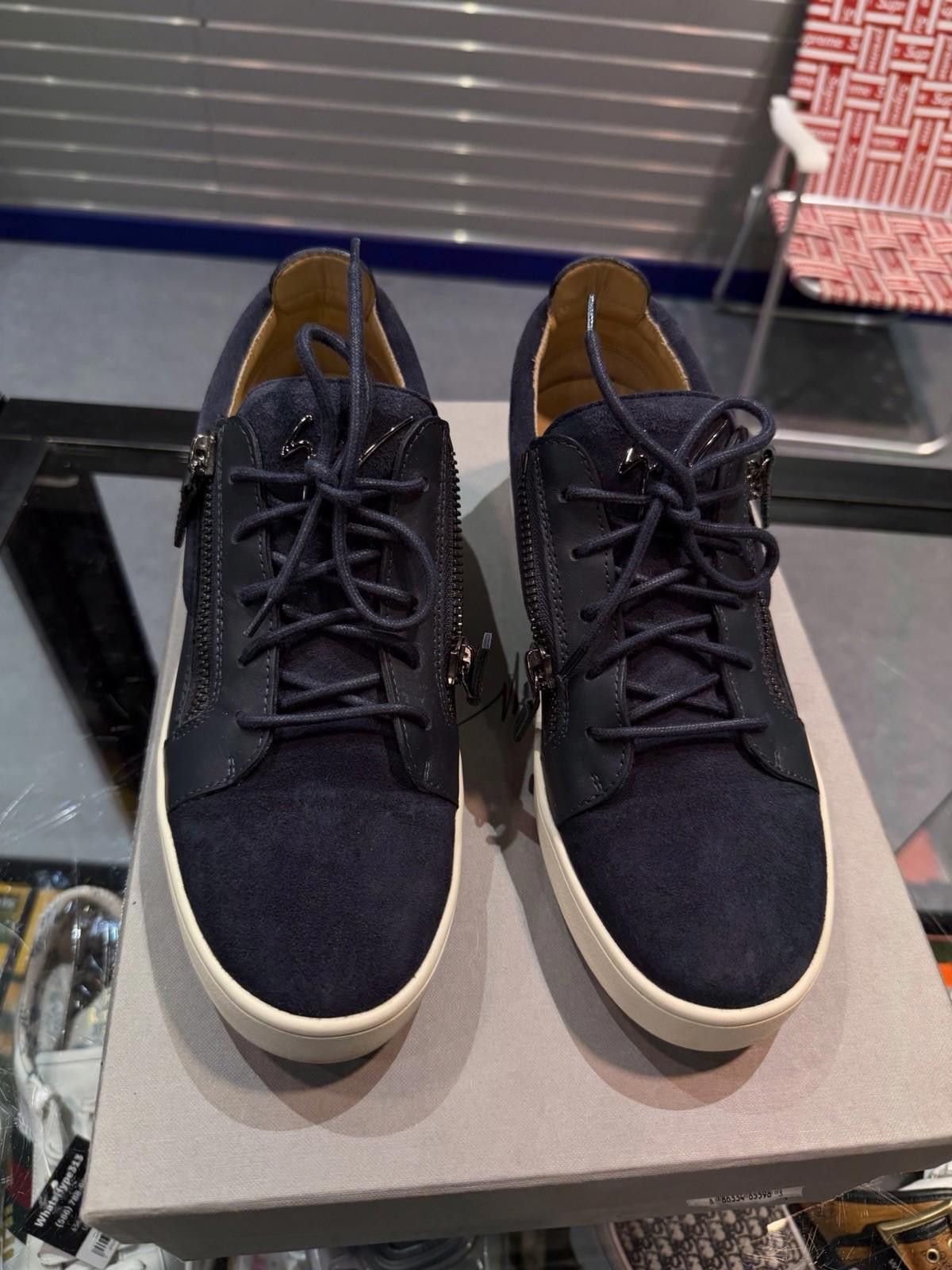 Giuseppe Zanotti Giuseppe Zanotti Frankie Blue Sneakers Size 42EU/9US Size US 9 / EU 42 - 10 Thumbnail