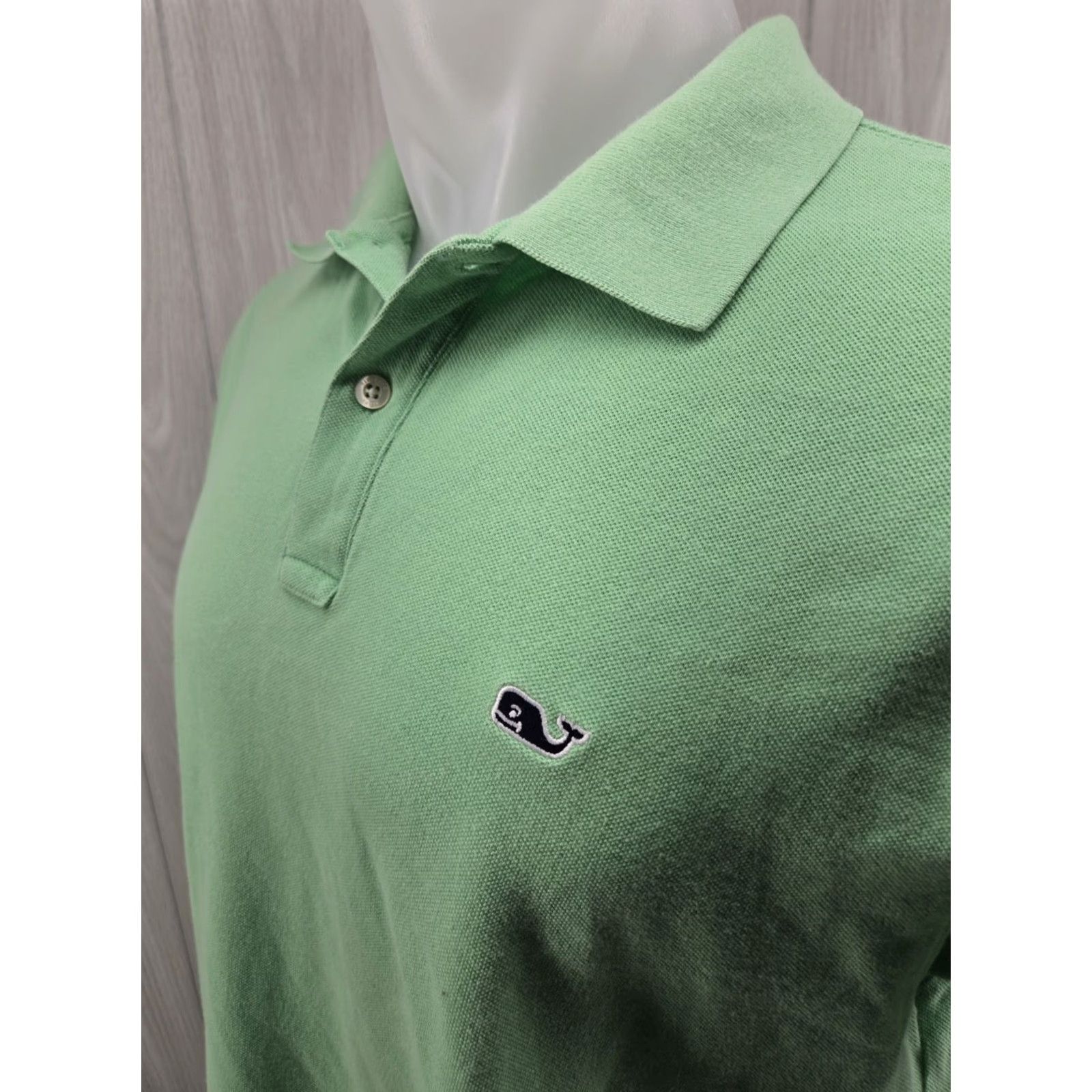Vineyard Vines Vineyard Vines Polo Shirt Mens Medium Green Short Sleeve Cotton Polo Shirt Mens Green Regular Fit Lifespan: 19.75 shoulder to shoulder? Size US M / EU 48-50 / 2 - 5 Thumbnail