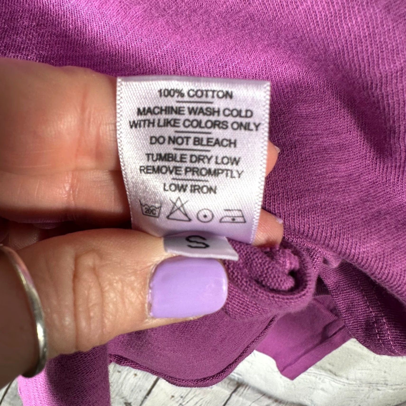 Vintage American Giant Womens T-Shirt Long Sleeve Slub Cotton Purple Magenta Crew Neck S Size S / US 4 / IT 40 - 4 Thumbnail