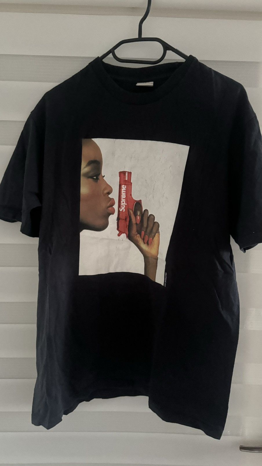 Supreme water pistol tee NAVY