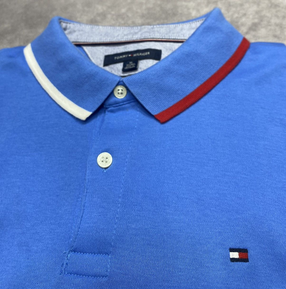 Tommy Hilfiger Vintage Tommy Hilfiger Regular Fit Wicking Polo Shirt Size US XL / EU 56 / 4 - 2 Thumbnail