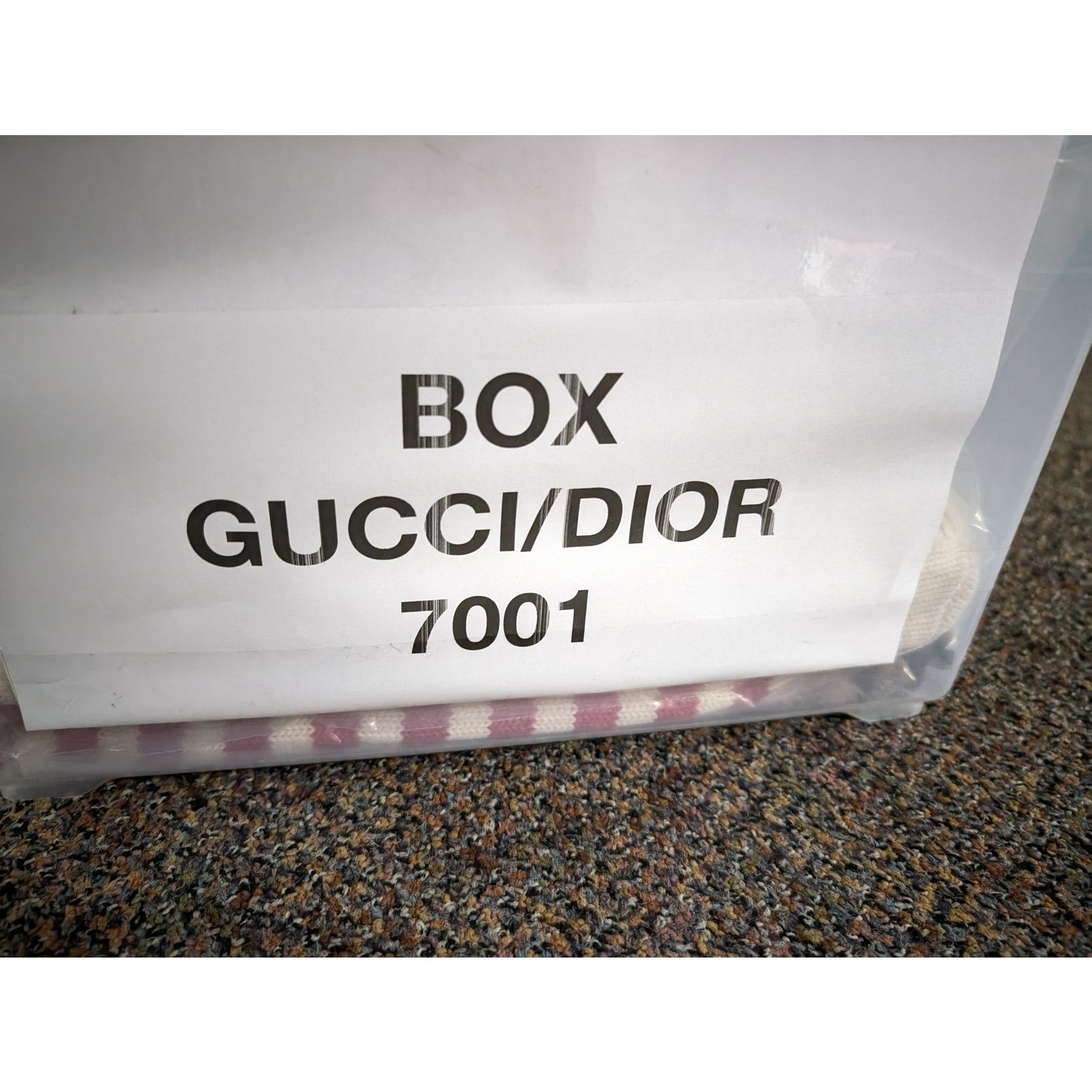 Gucci o1rshd1 Size: OS / C.Case W/Strap Bag in Beige Size ONE SIZE - 16 Thumbnail