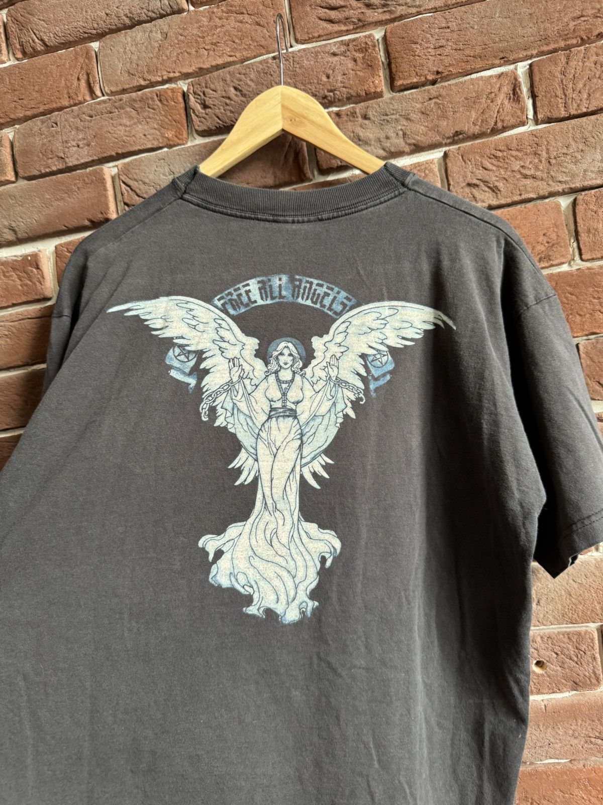 Band Tees Early 00s ASH Free All Angels Brit Pop Band Tshirt 2001 Size US L / EU 52-54 / 3 - 6 Thumbnail