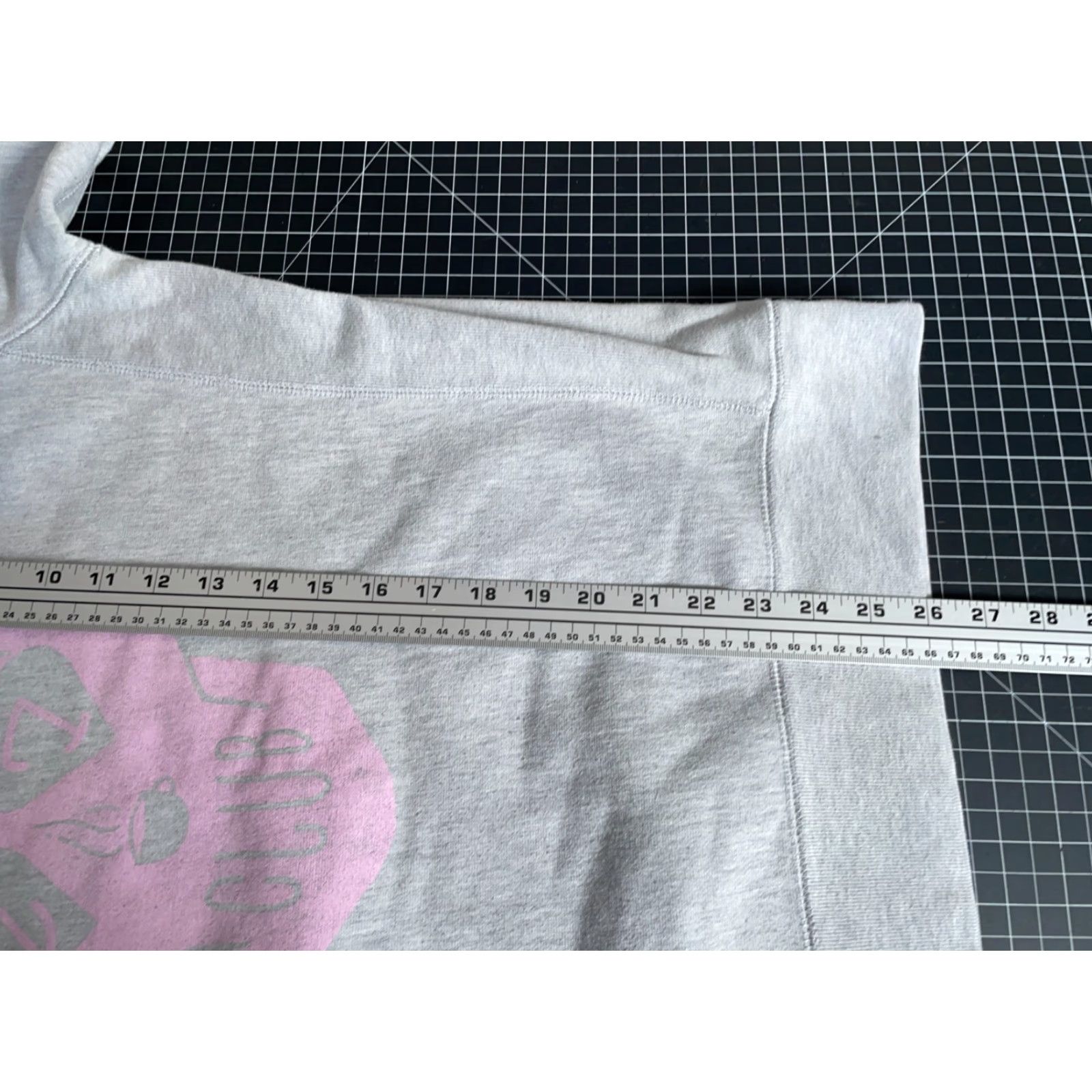 Vintage MGK 27 Club Sweatshirt Adult Medium Heather Gray Pink Skull Coffee Independent Size US M / EU 48-50 / 2 - 6 Thumbnail