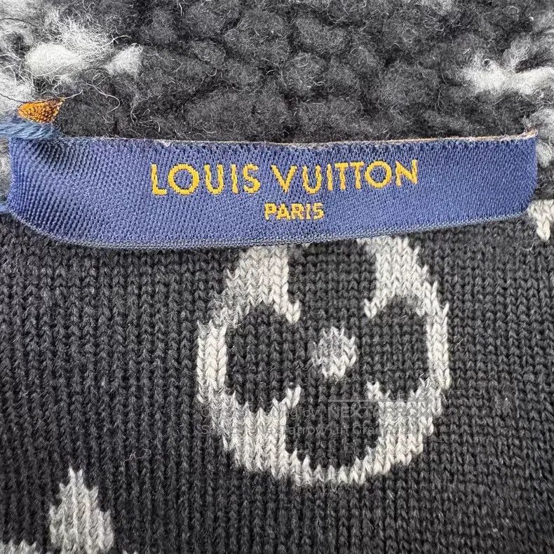 Louis Vuitton Louis Vuitton Monogram Full Logo Lambswool Teddy Jacket Size US S / EU 44-46 / 1 - 3 Thumbnail