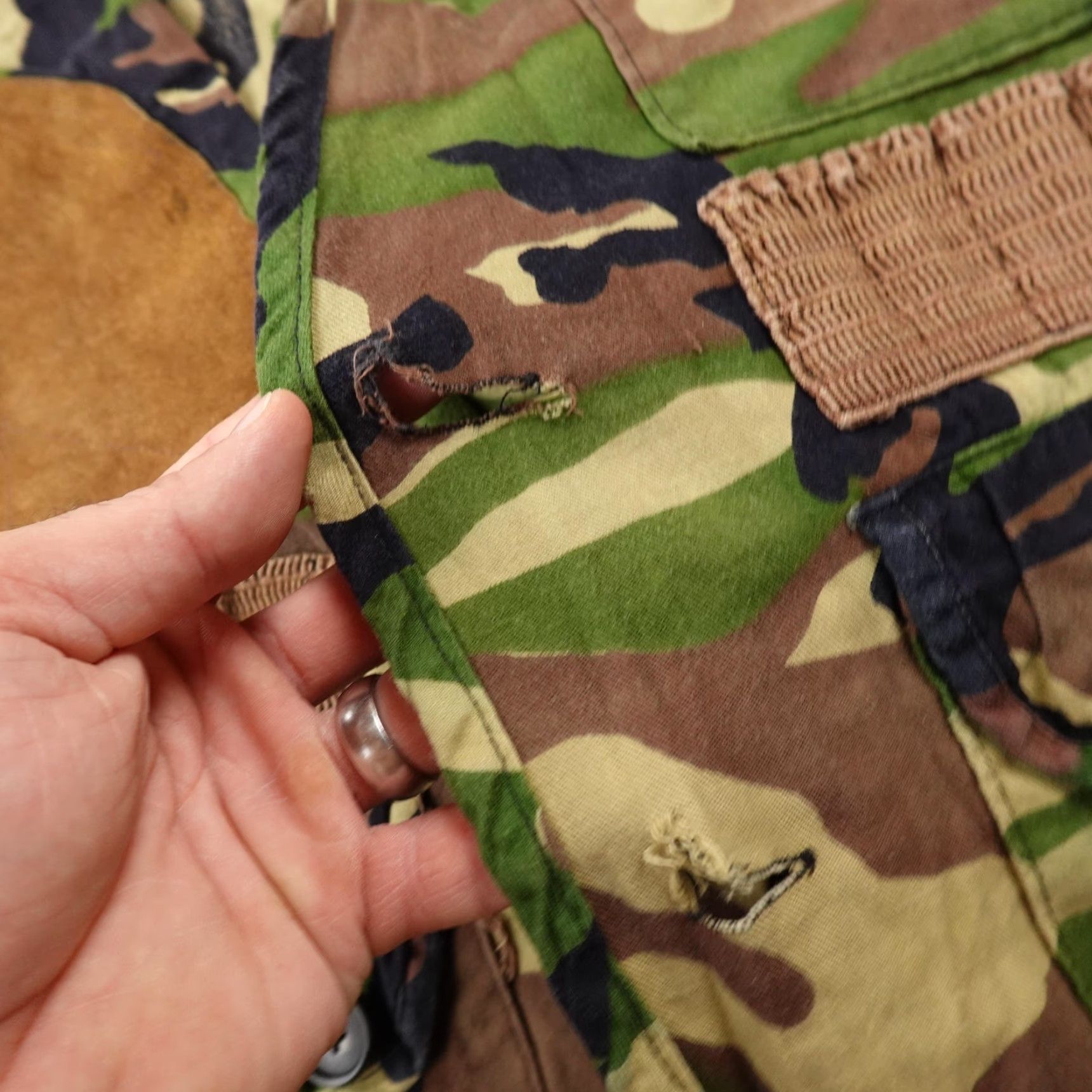 Vintage VINTAGE Caliber Vest Shirt Men M Green Camouflage Hunting Outdoors Pockets Button Military Jacket Size US M / EU 48-50 / 2 - 4 Thumbnail