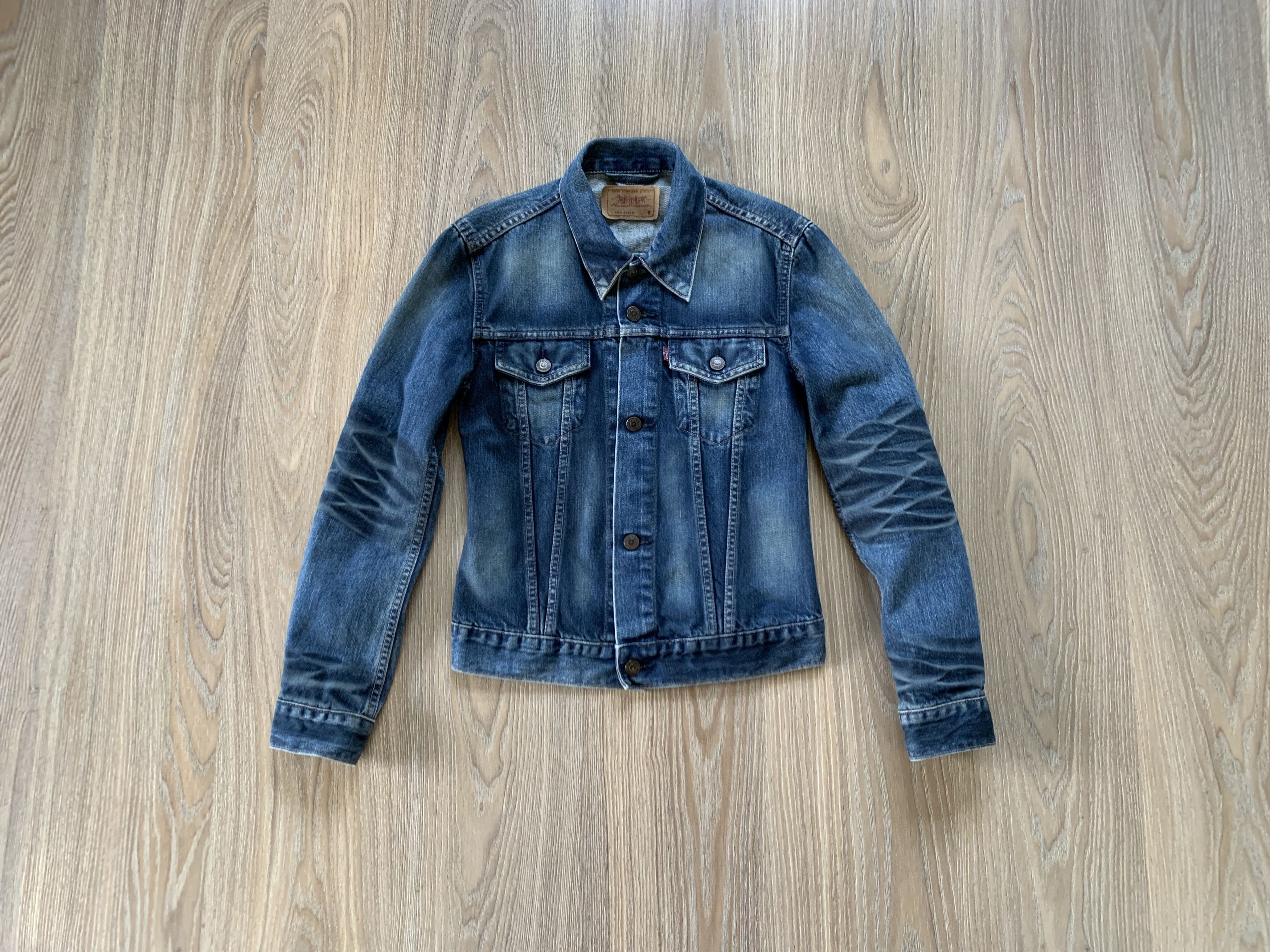 Levi's Vintage Clothing Vintage Levi’s Washed Denim Trucker Jacket Size S / US 4 / IT 40 - 1 Thumbnail
