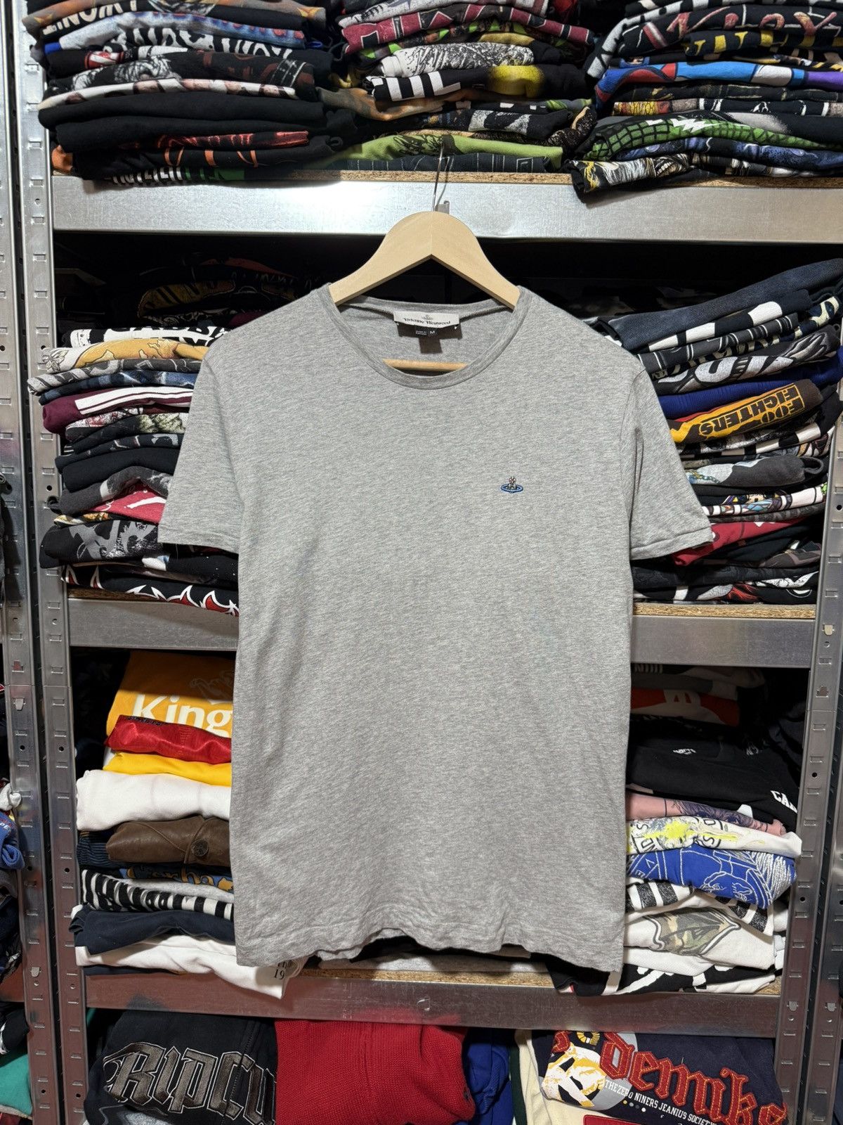 Vivienne Westwood 🔥LASTDROP🔥 Vivienne Westwood Classic Orb Logo T-shirt Hype Size US M / EU 48-50 / 2 - 1 Thumbnail
